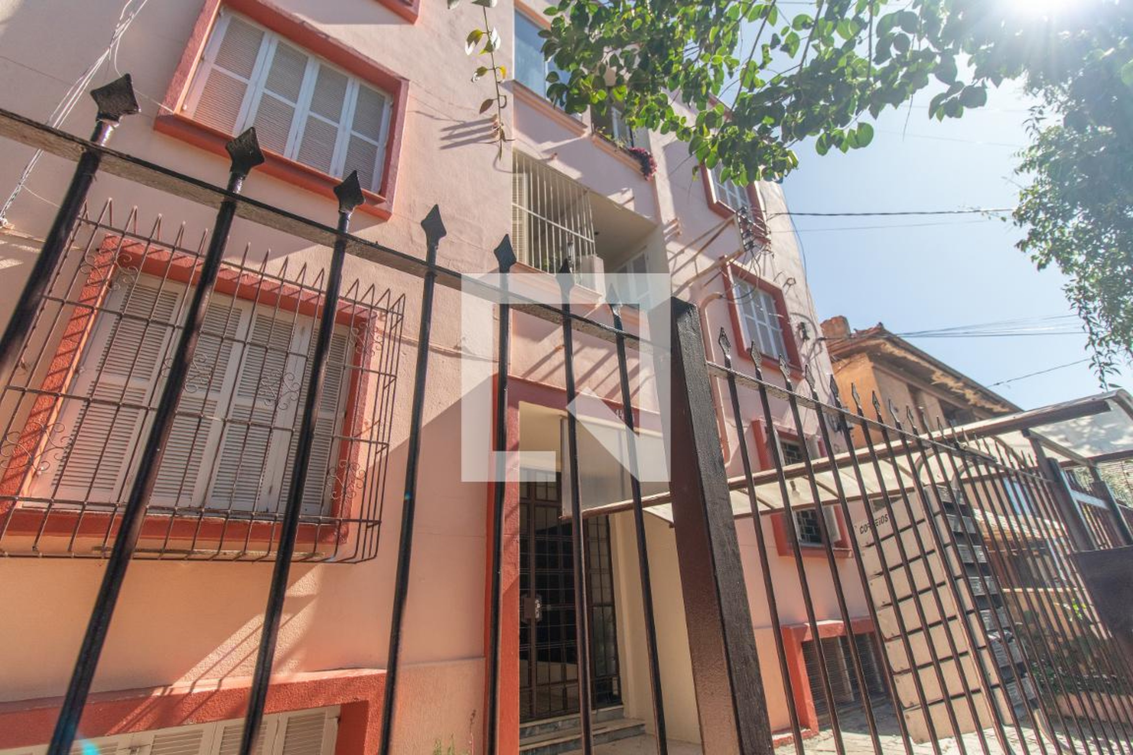 Fachada Condomínio em Rua General Lima e Silva, 1445