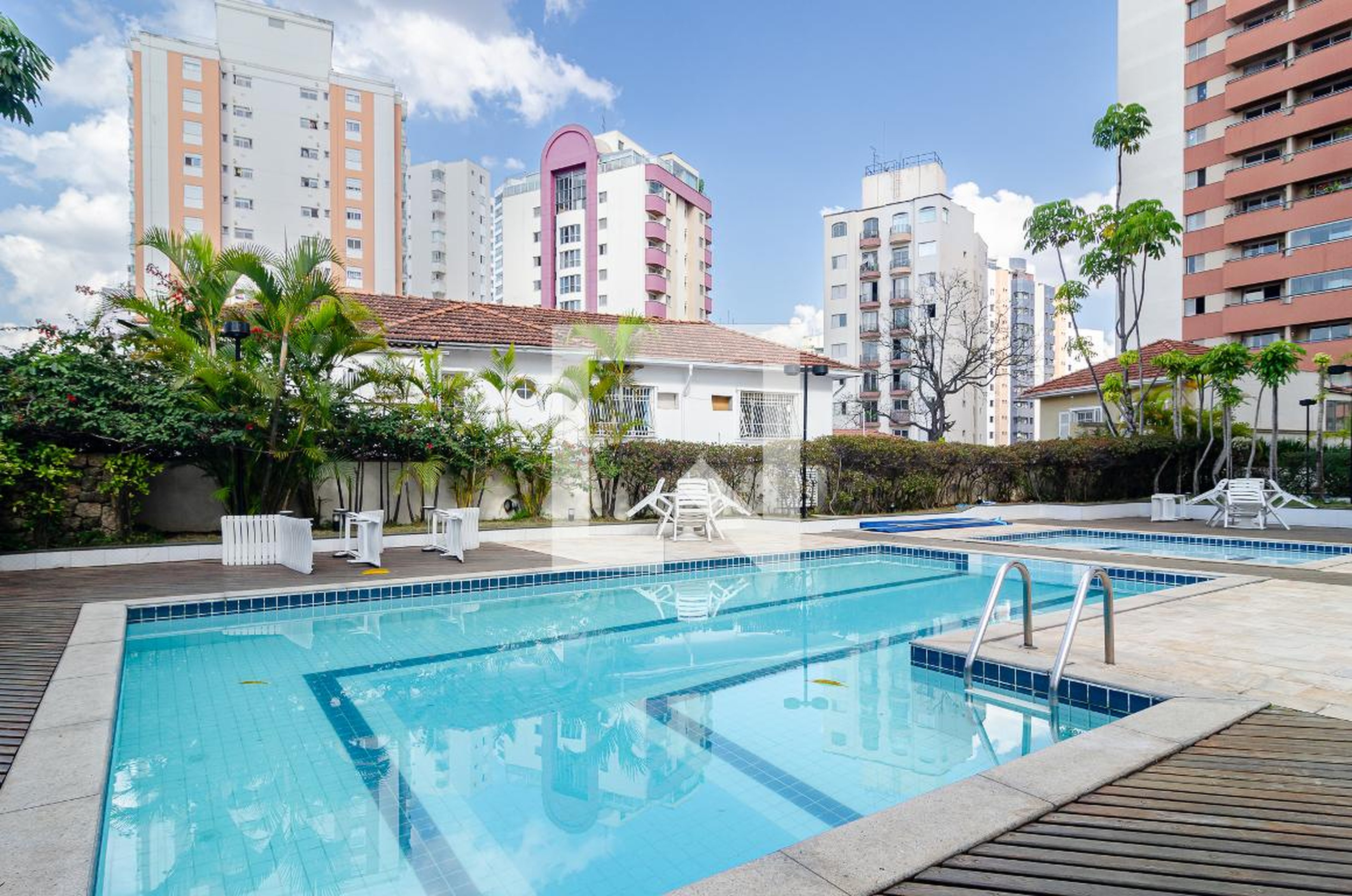 Piscina - Edifício Morada do Jacarandá