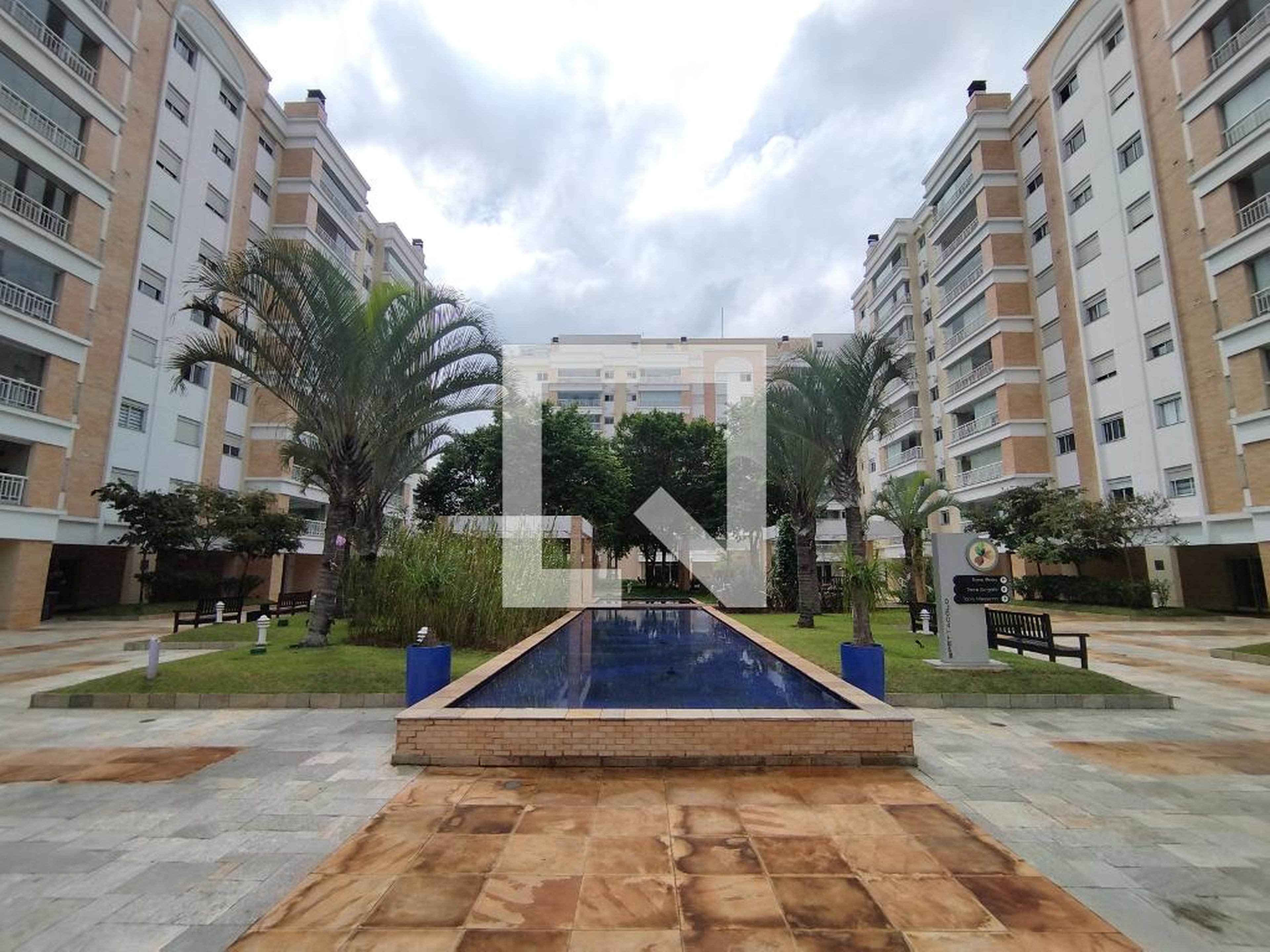 Fachada do Condomínio Condomínio Spettacolo