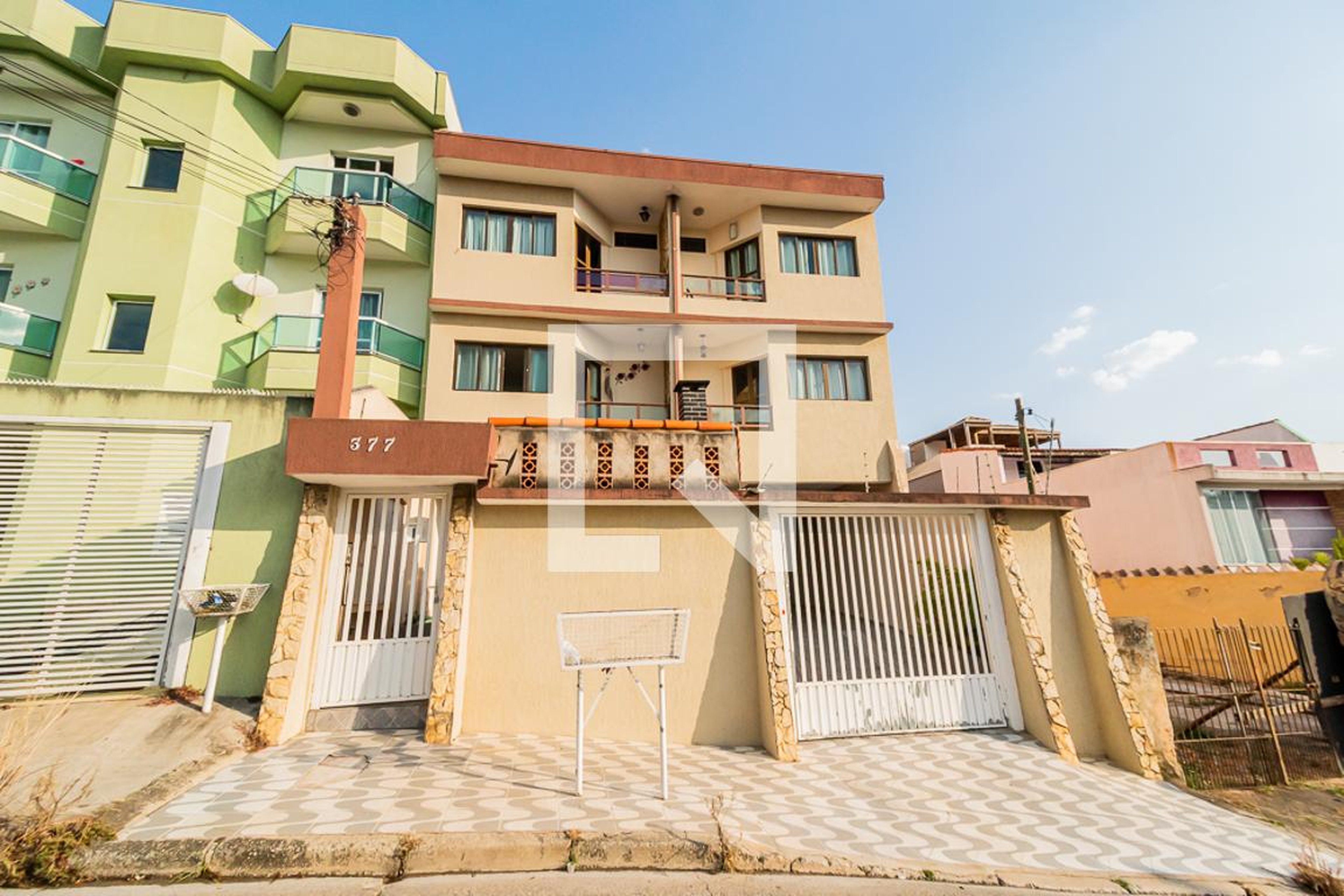 Fachada Condomínio em Rua Amambaí, 377