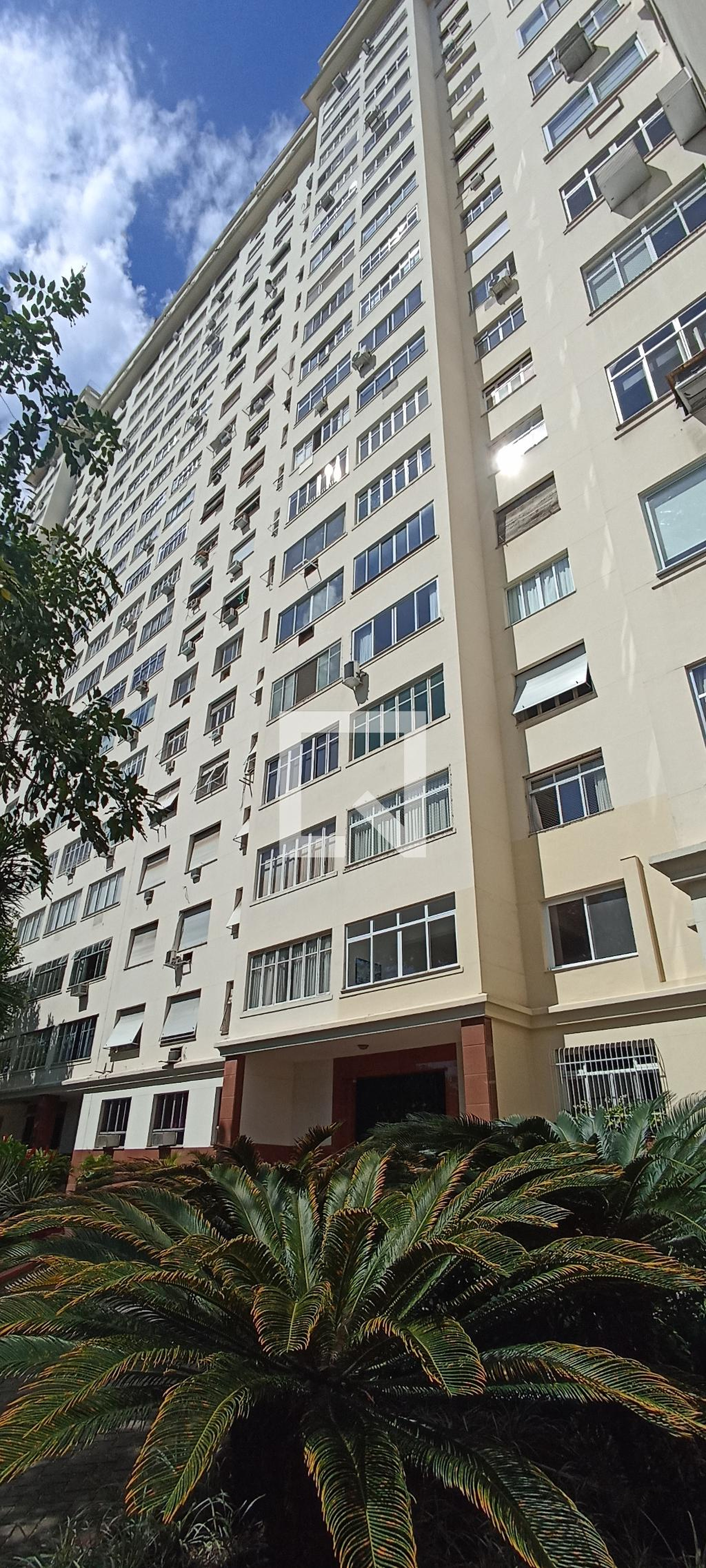 Fachada Condomínio Barão da Laguna