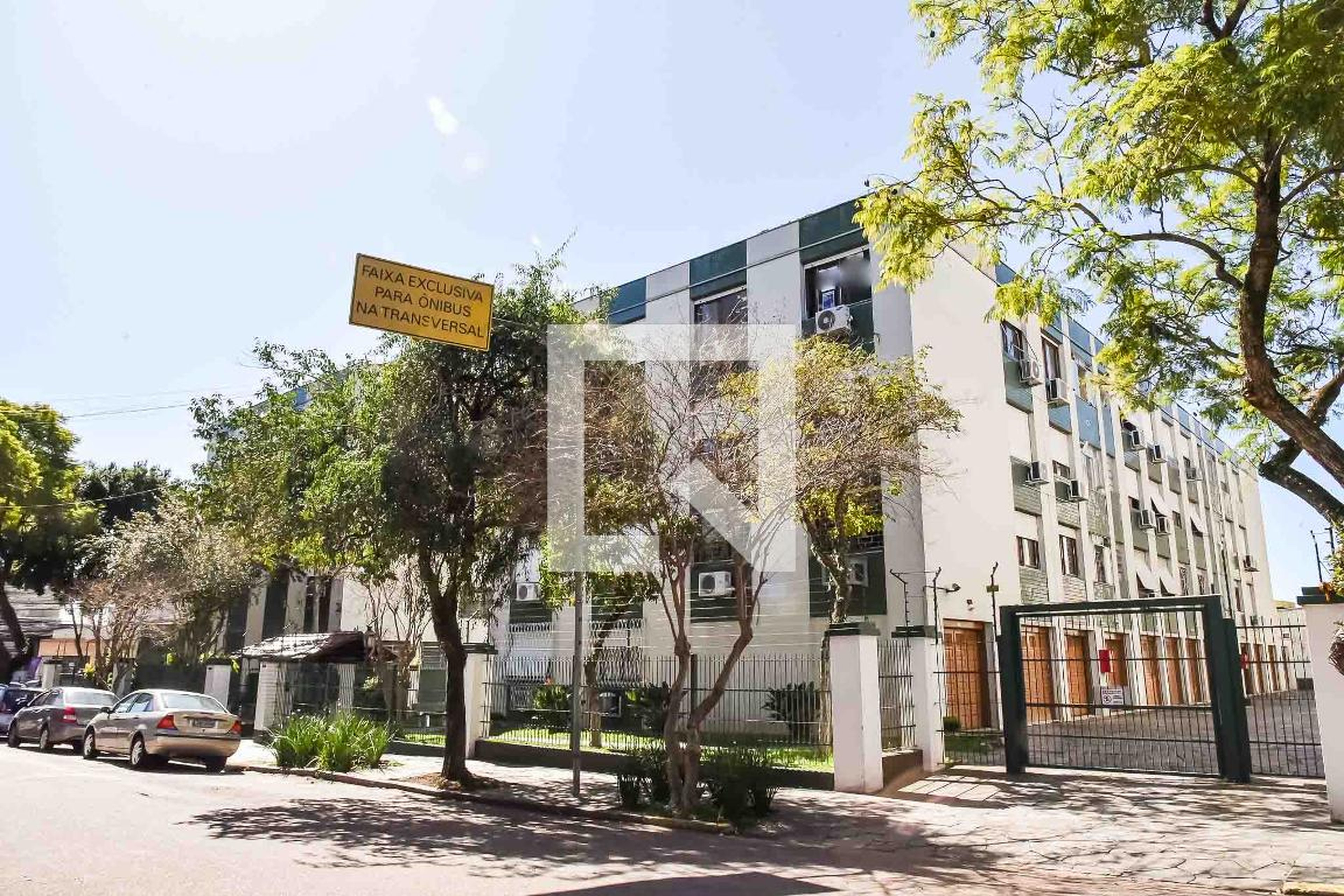 Fachada do Condomínio Condomínio em Rua Alberto Silva, 34