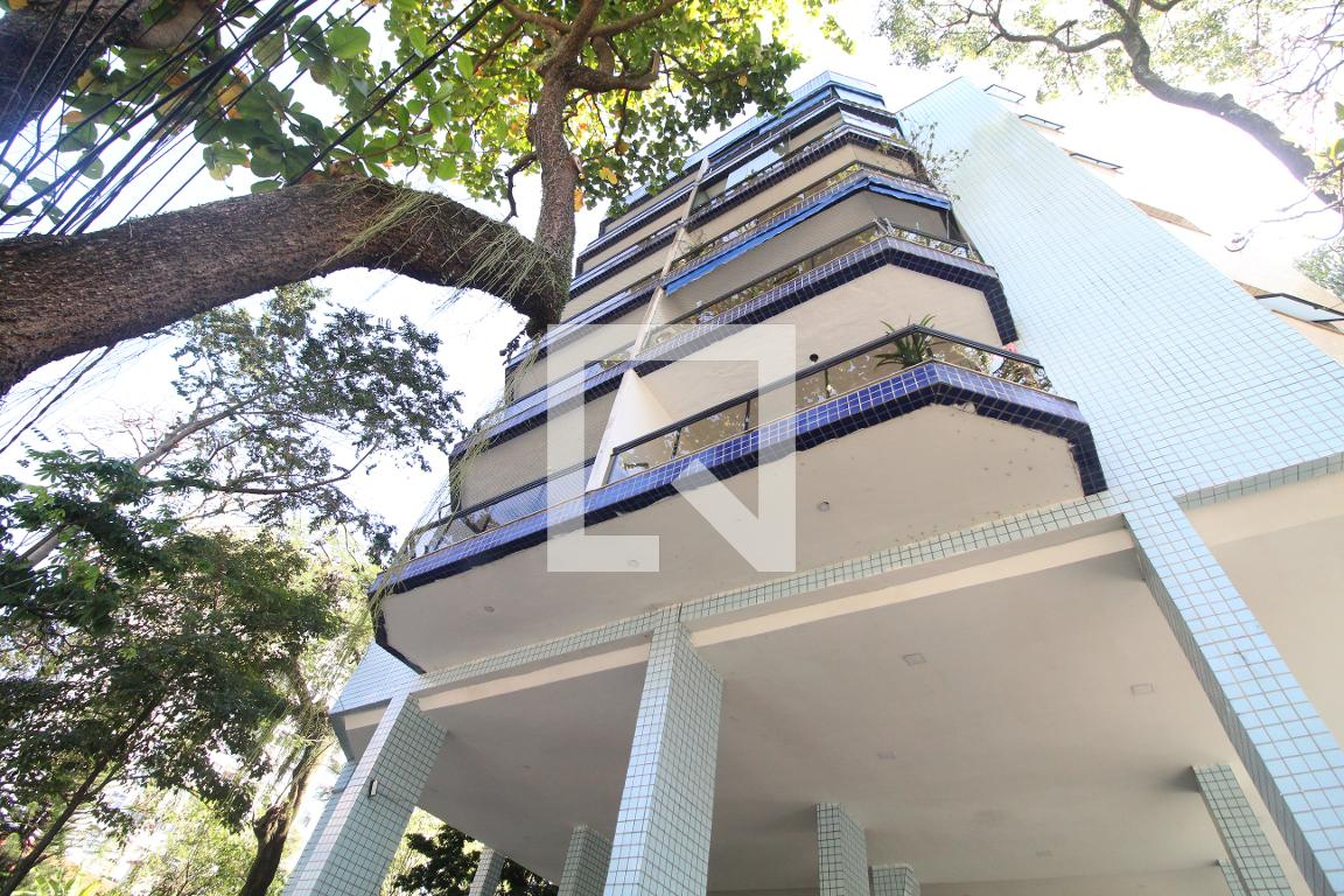 Fachada do Prédio Residencial dos Bosques