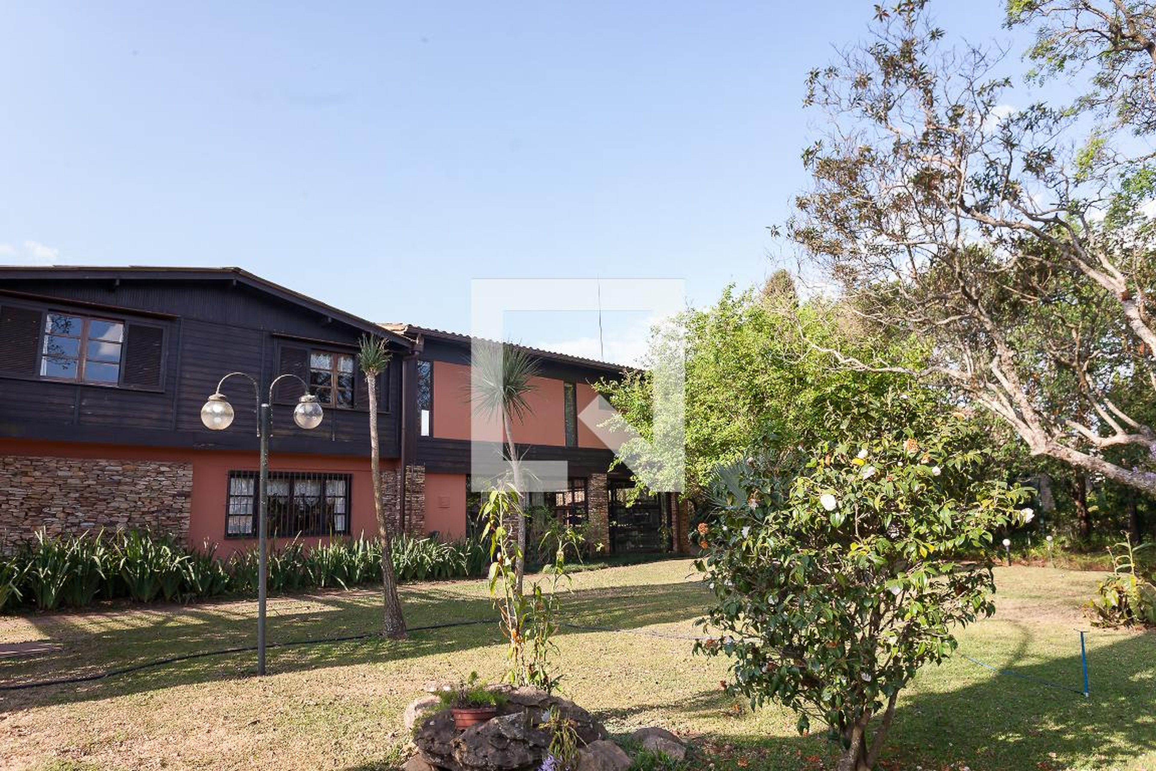 Fachada Condomínio em Rua das Buganvílias, 1611