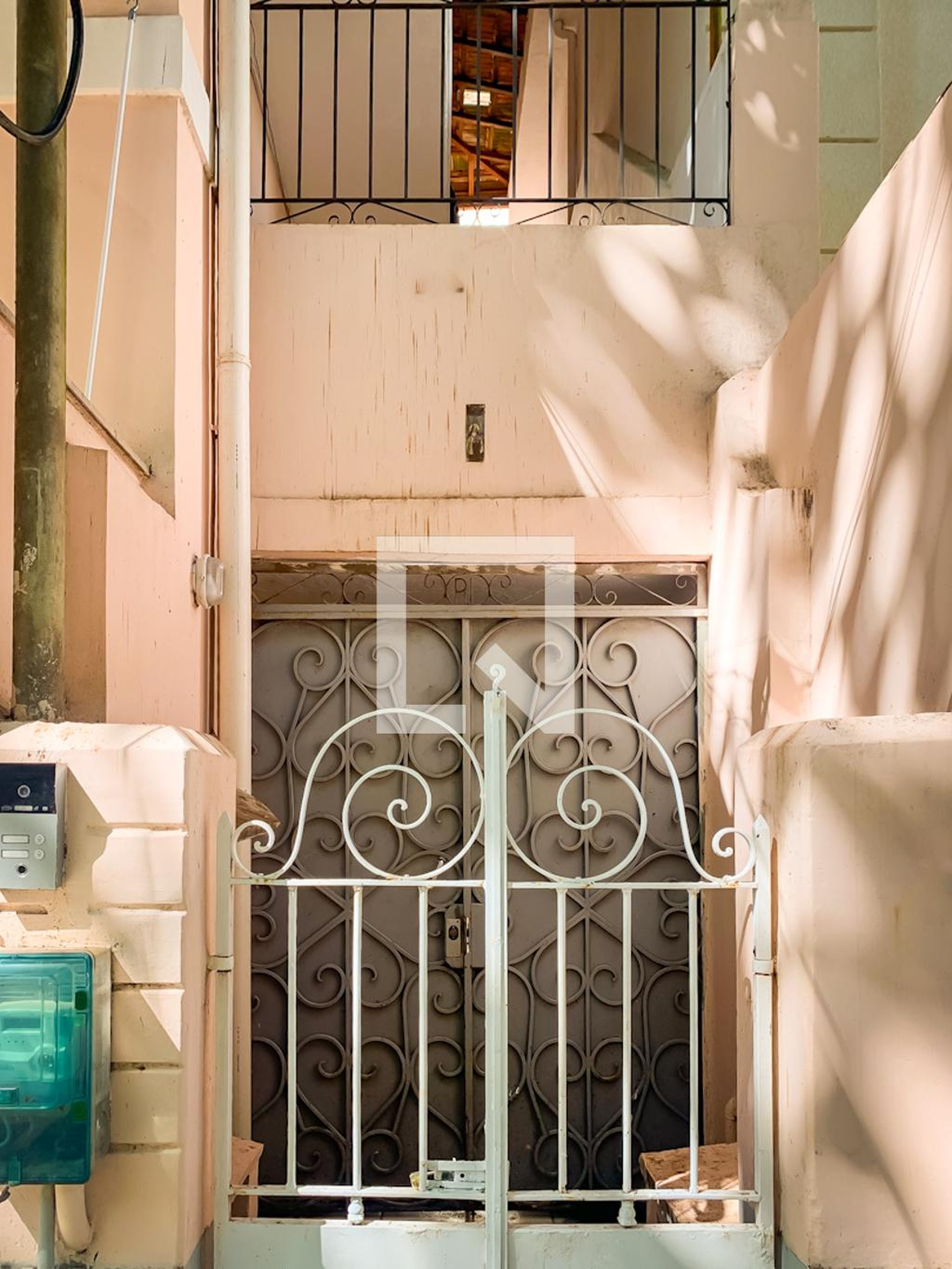 Fachada Condomínio em Rua Major Rubens Vaz, 237