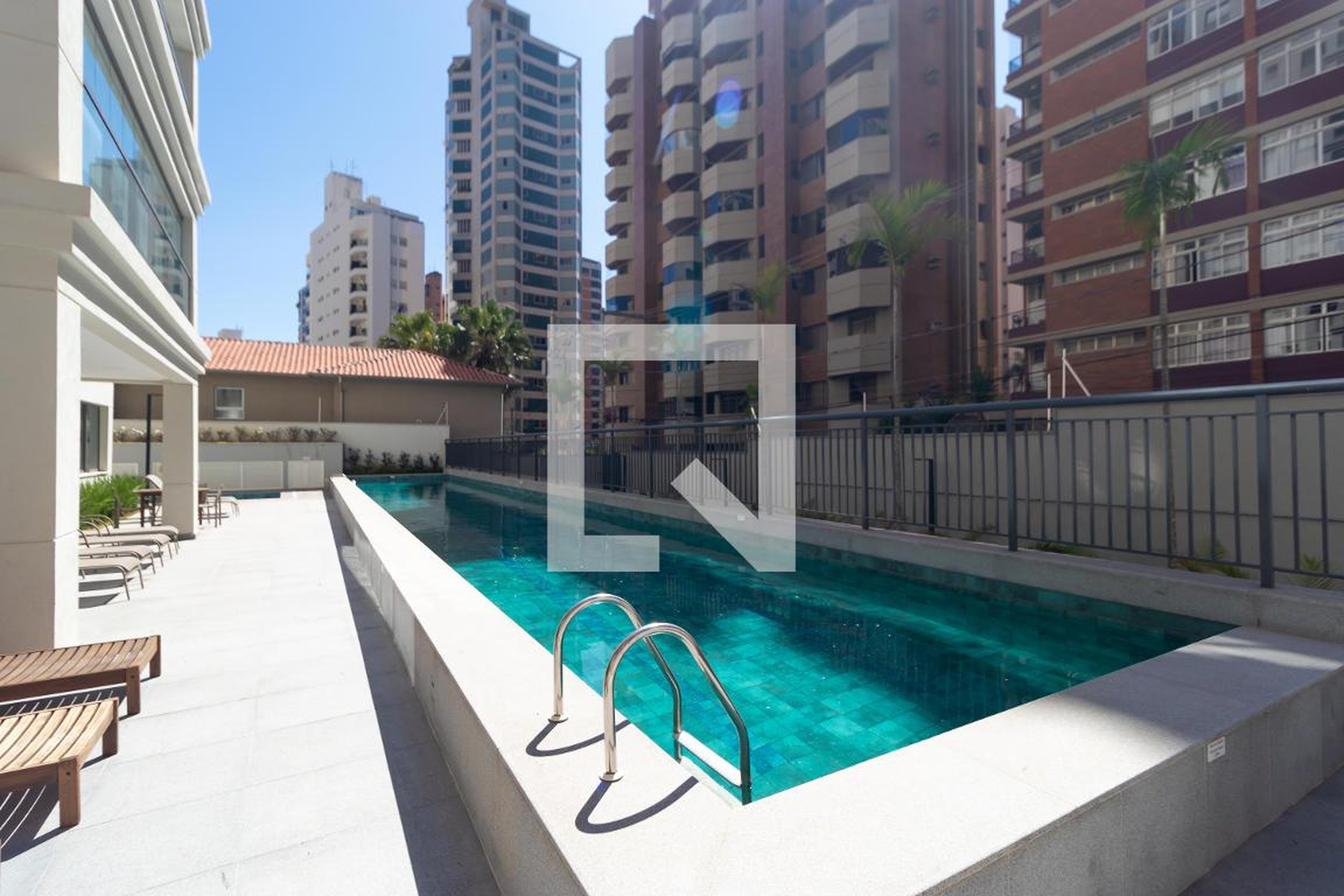 Academia - Severo 111