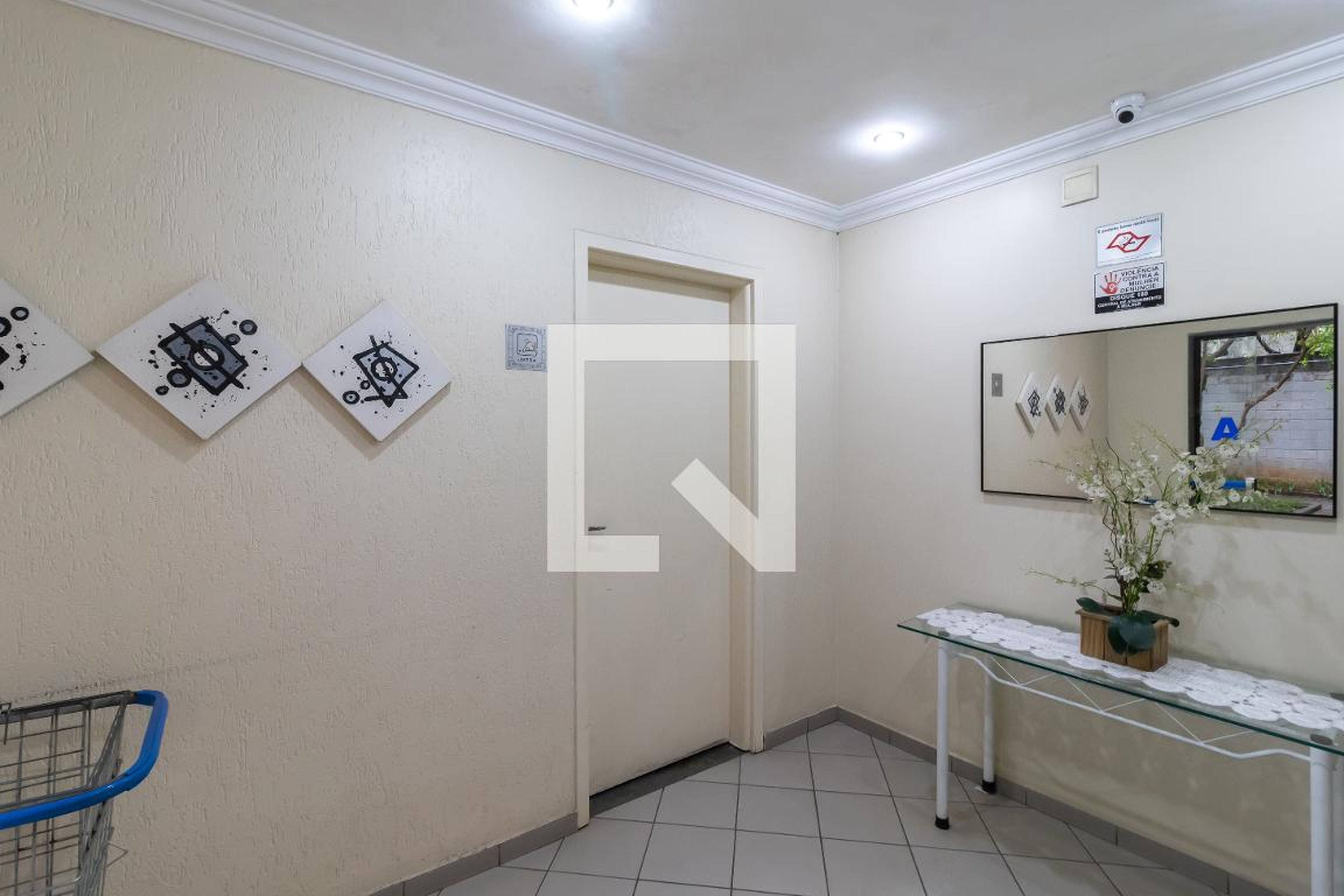 Hall Social - New Place