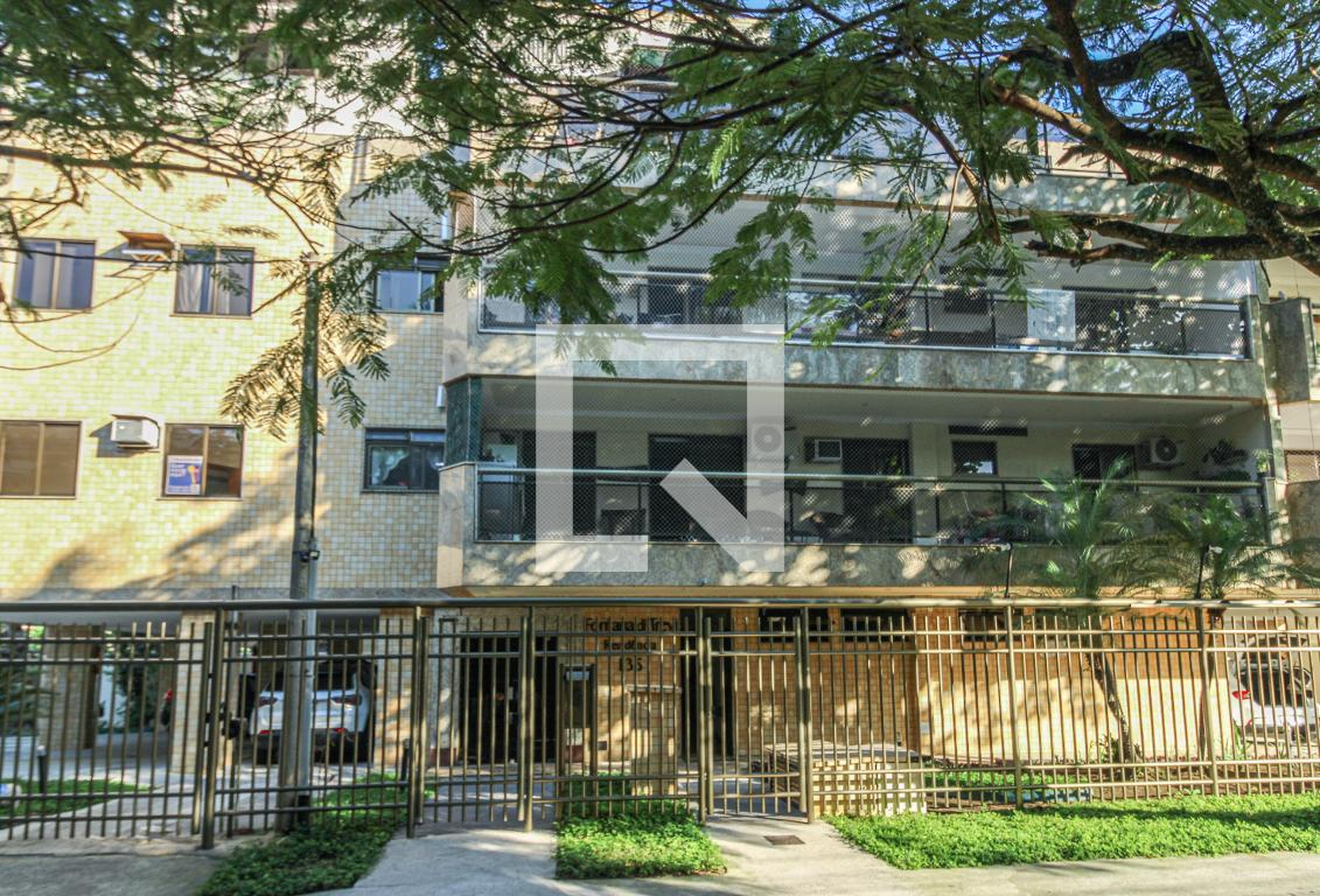 Fachada Condomínio Fontana di Trevi