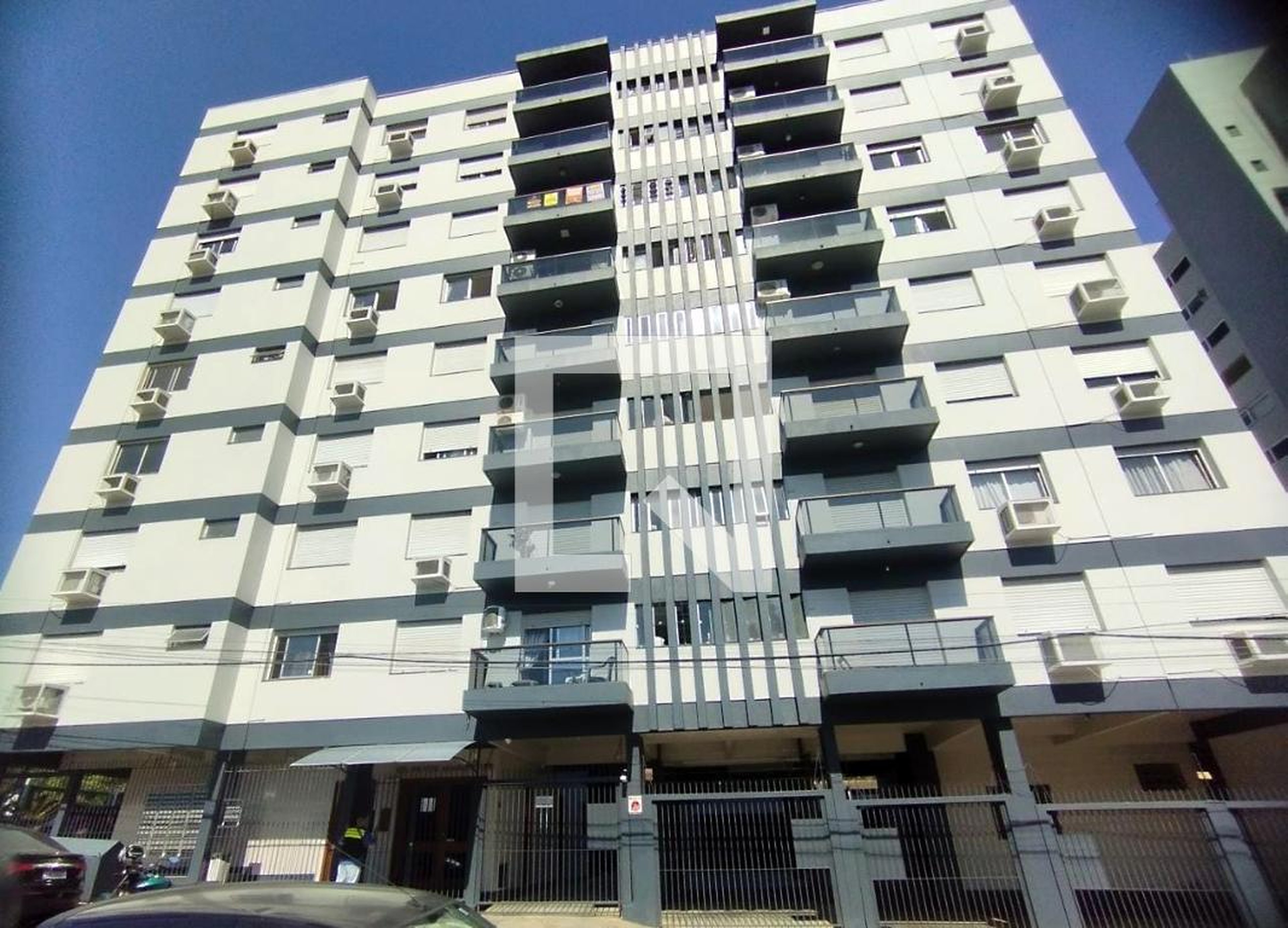 Fachada Edifício Petite Maison