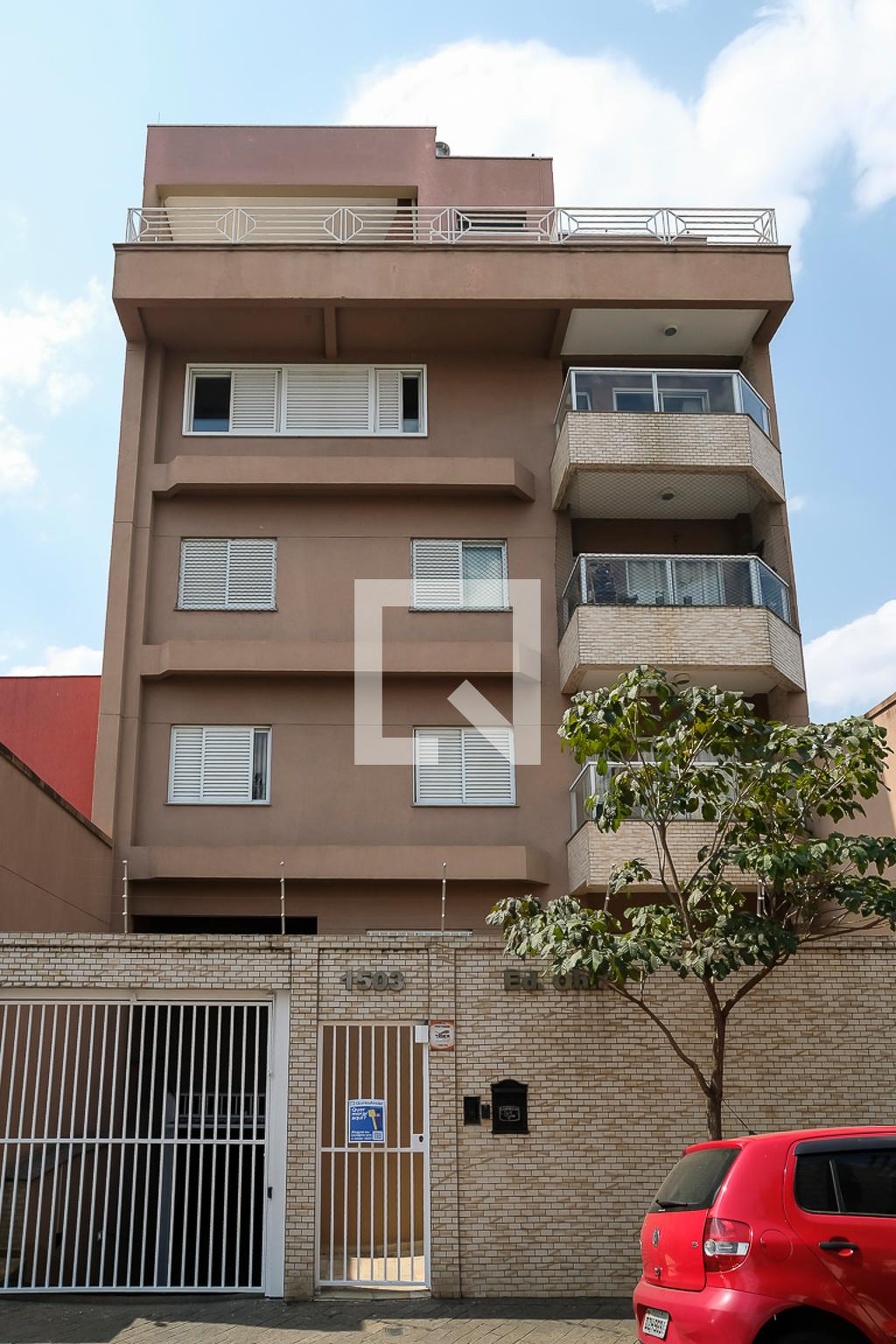Fachada do Prédio Condomínio Ohira