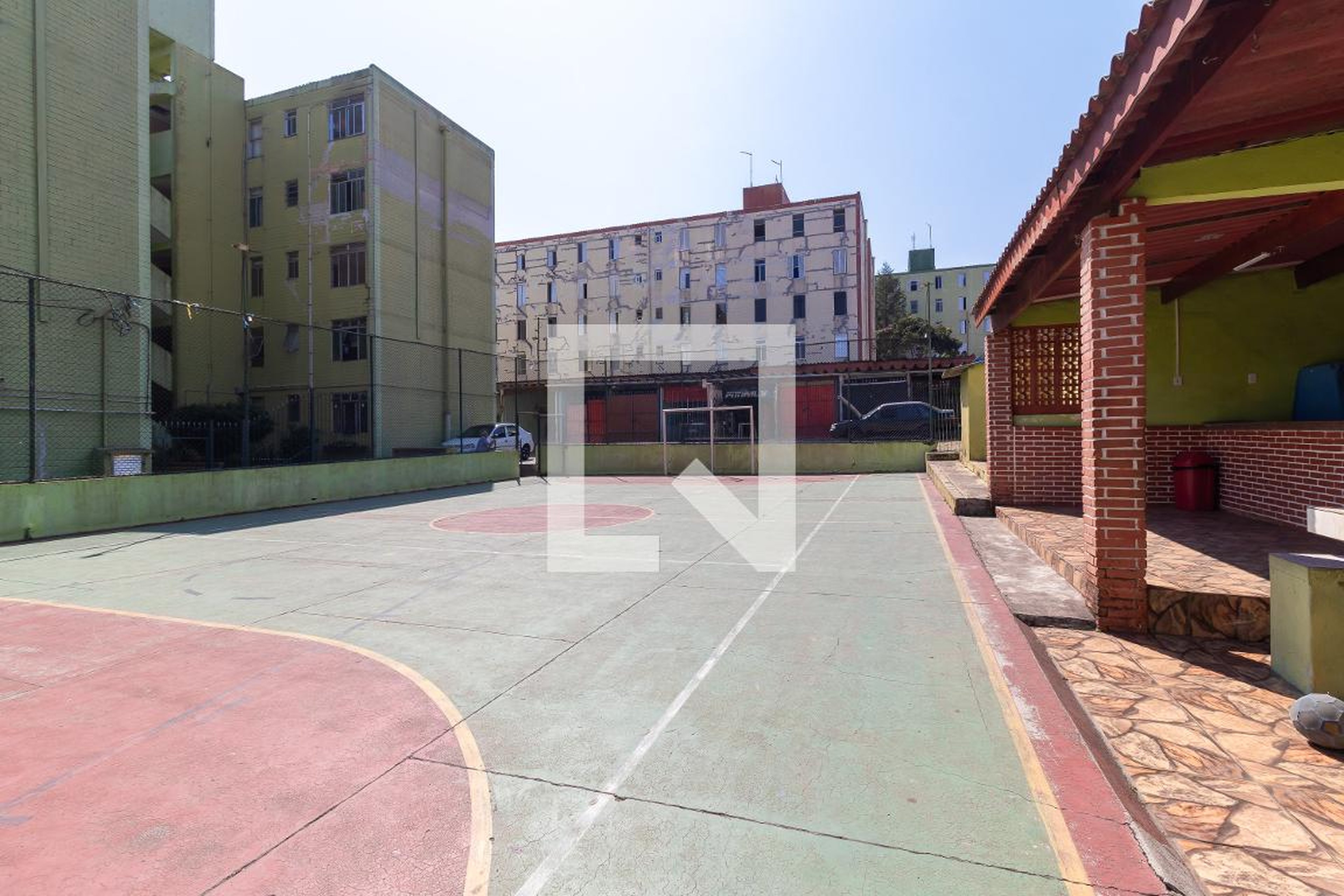 Quadra Esportiva - Papoulas I