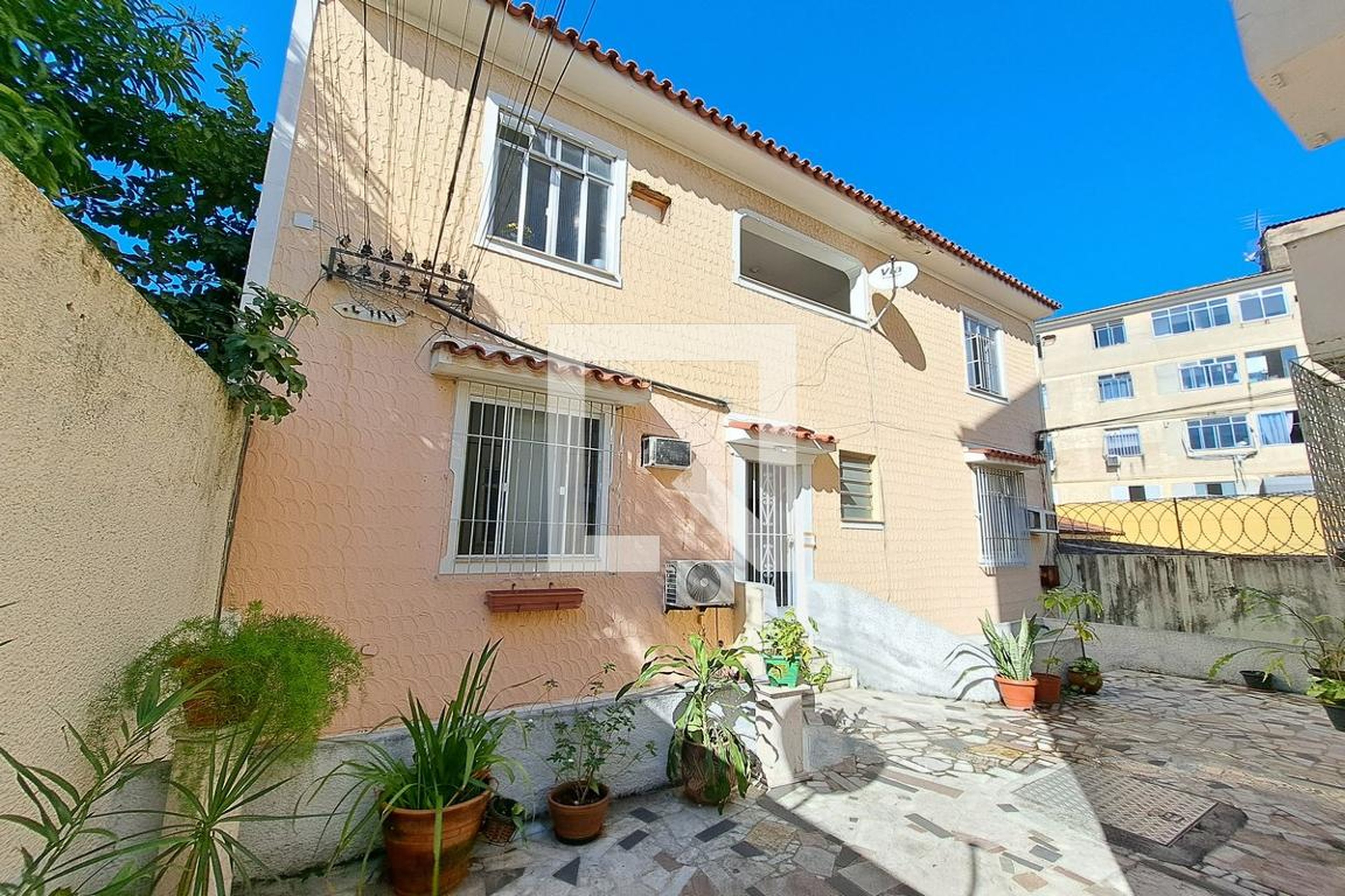 Fachada Edifício Tininha