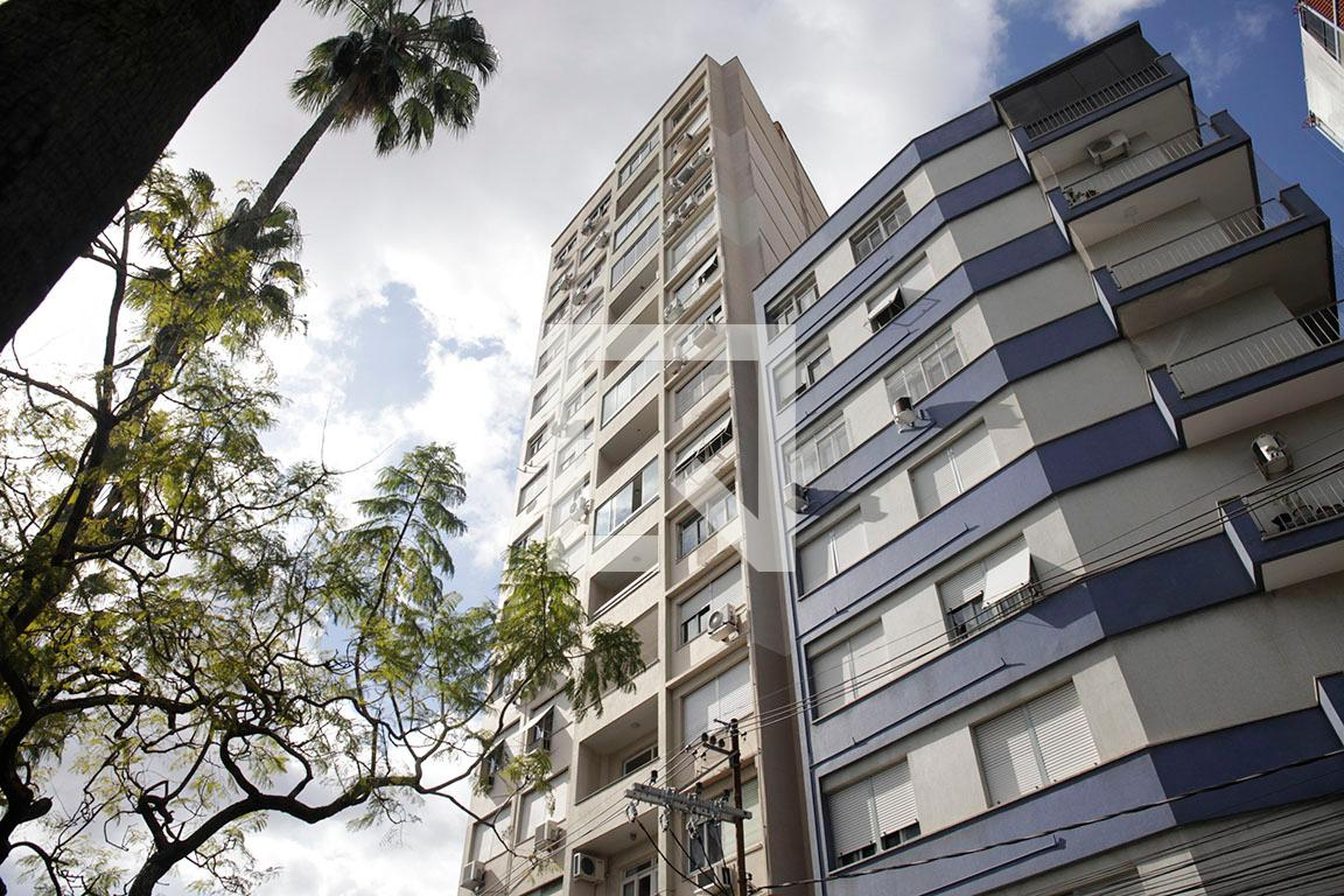 Fachada Condomínio em Rua Bortolo Gusso, 824