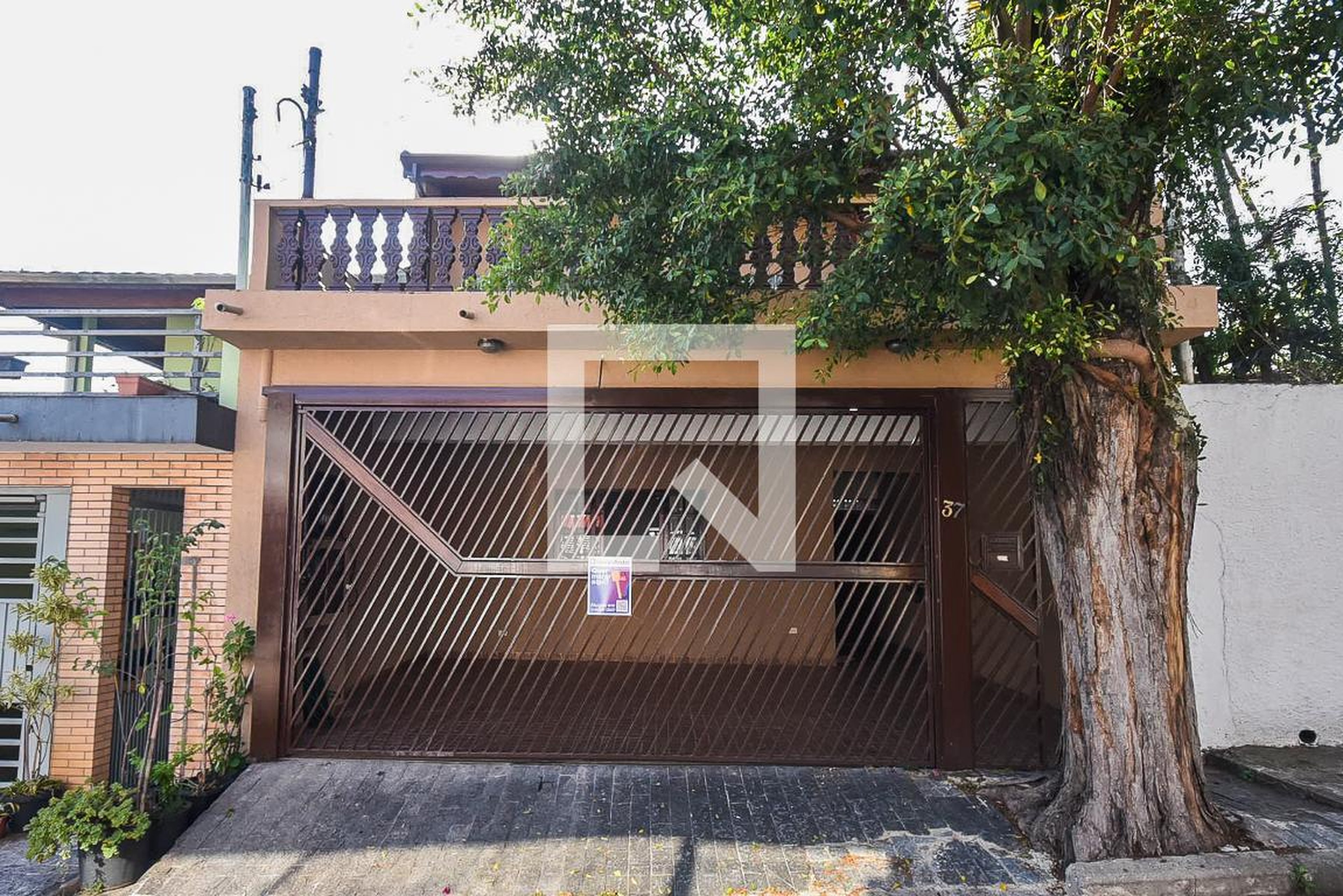 Fachada Condomínio em Rua José de Araújo Novaes, 37