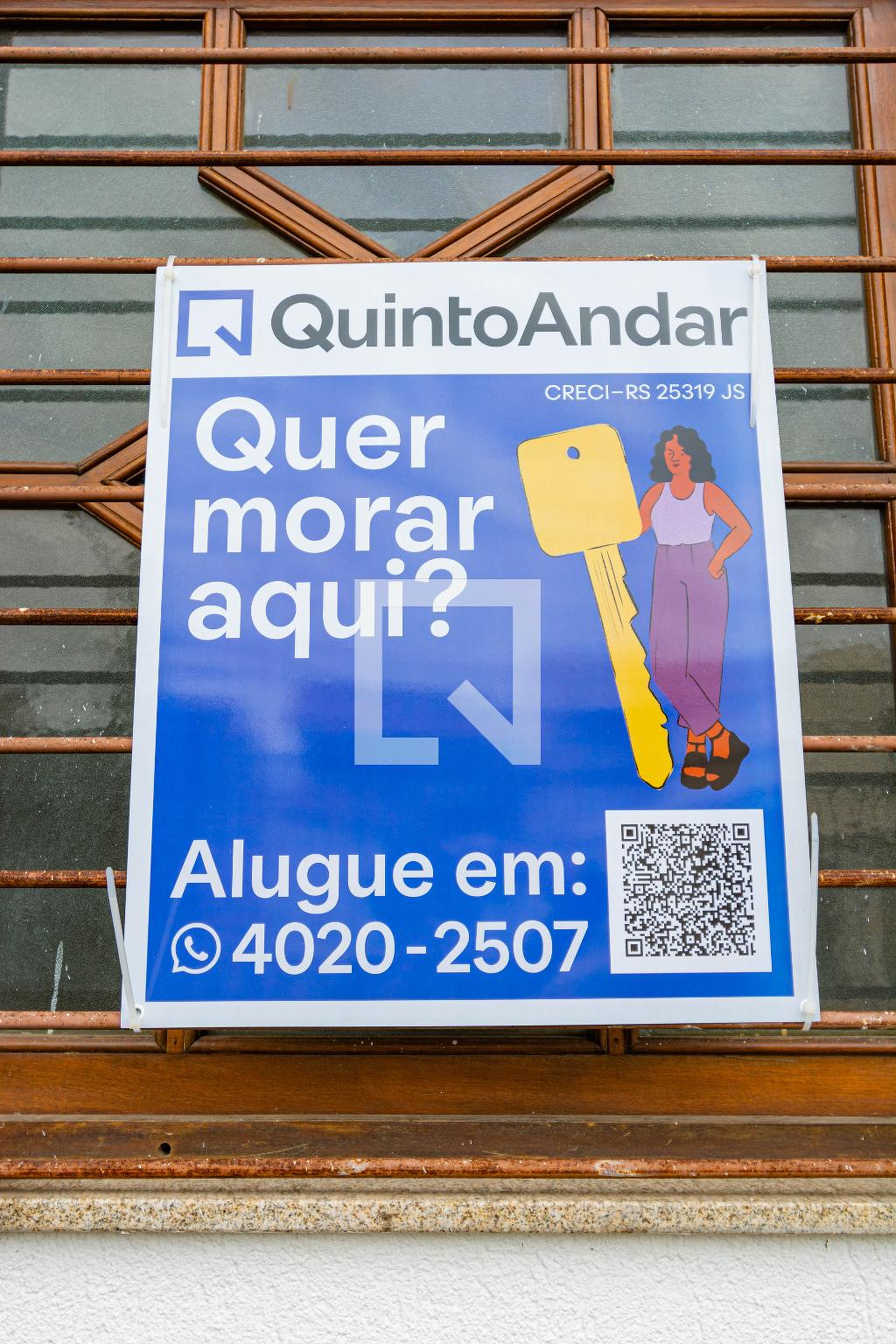 Fachada Condomínio em Rua Princesa Isabel, 195