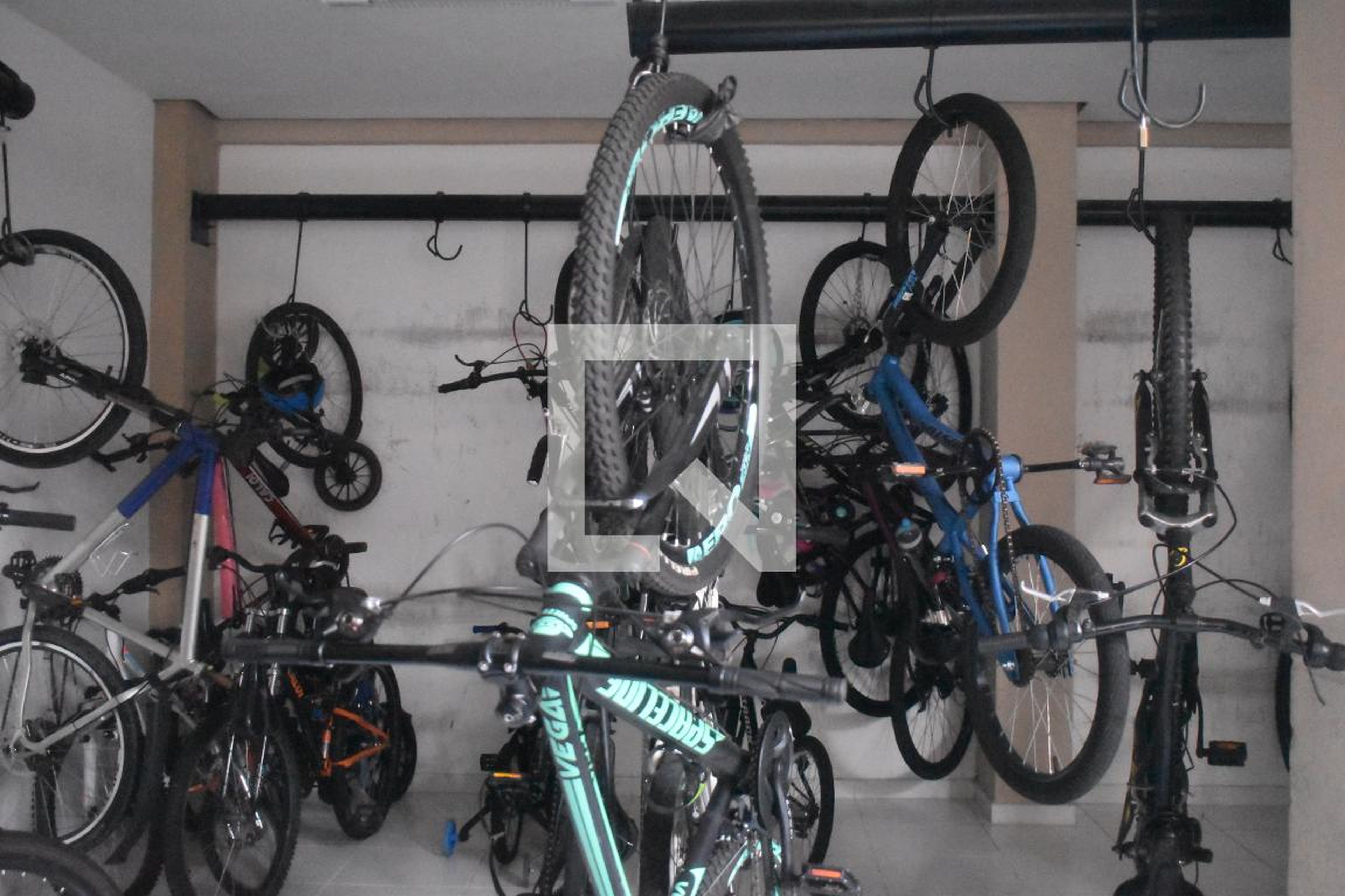 Bicicletário - Parque Arvoredo Residencial Clube