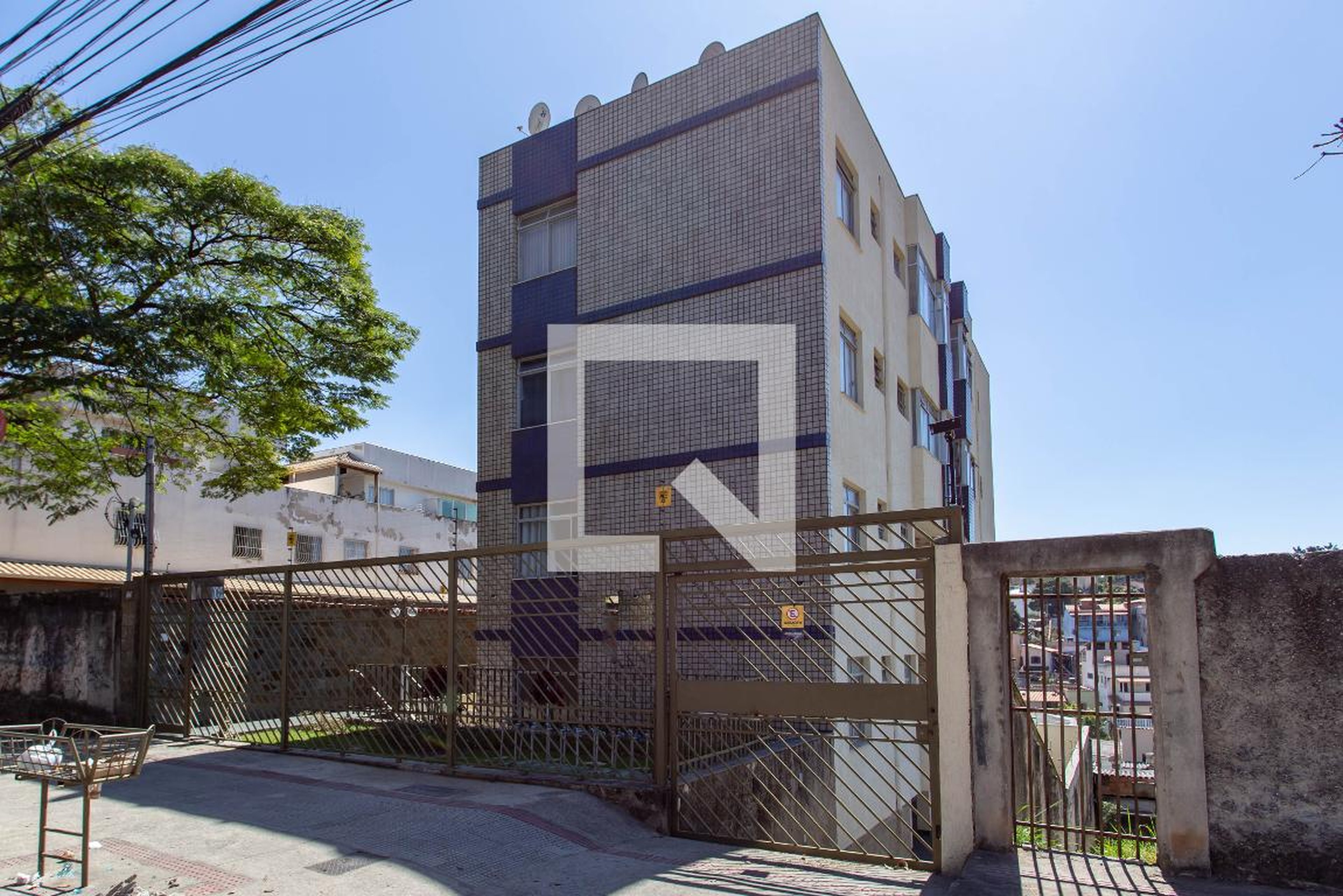 Fachada Edifício Antônio Dias