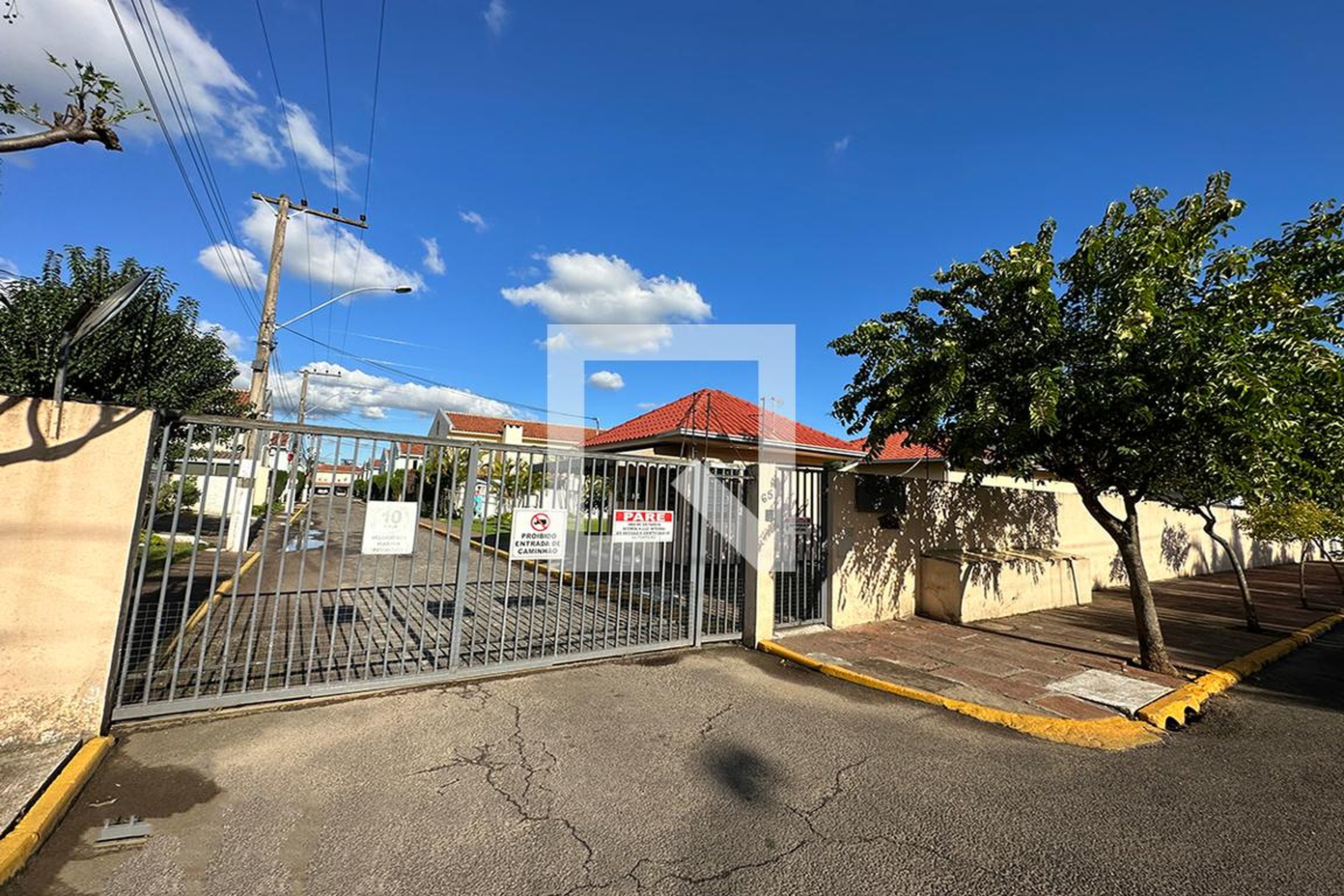 Fachada do Condomínio Condomínio em Vicentina, São Leopoldo - Rs, Brasil, 65