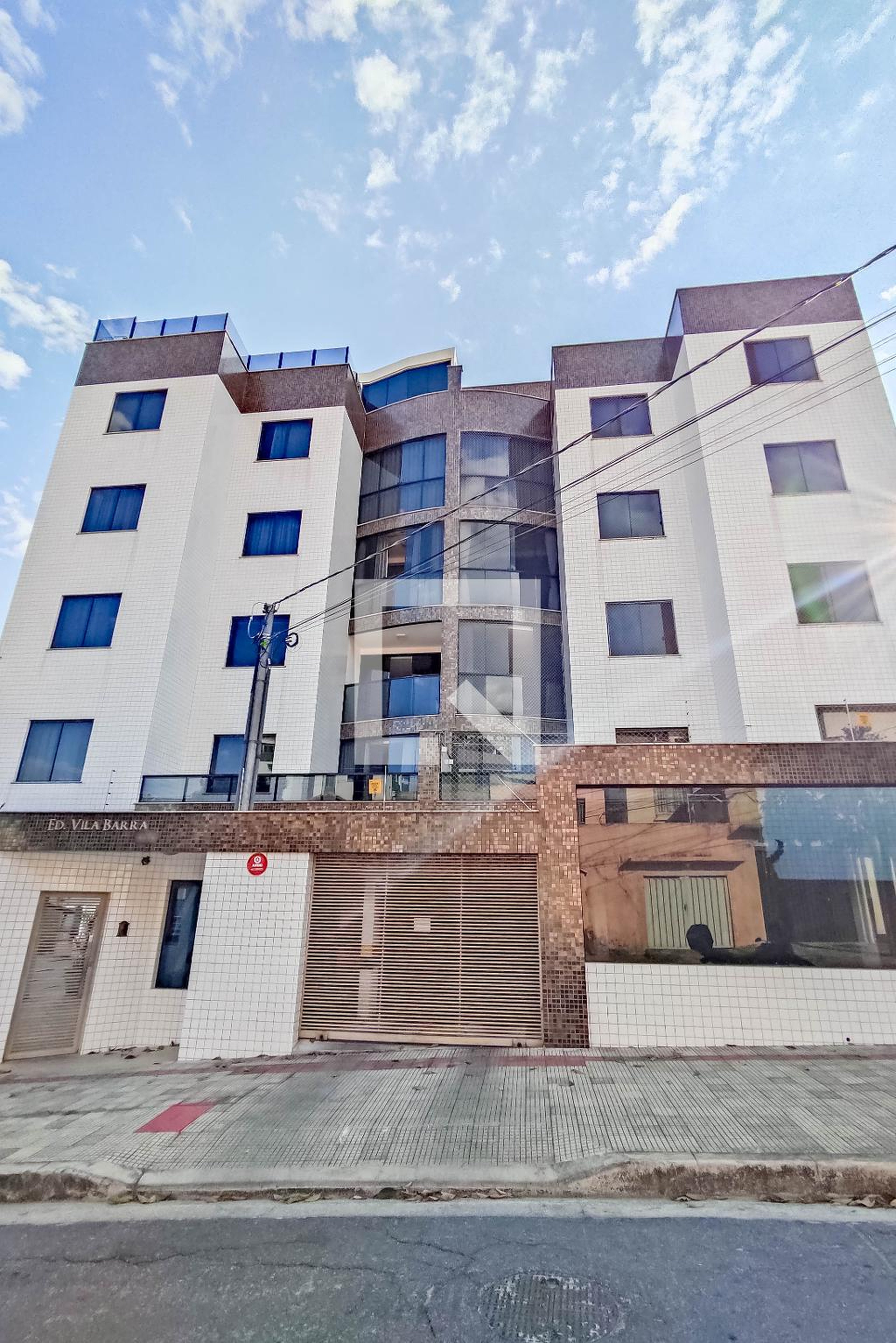 Fachada Edifício Vila Barra