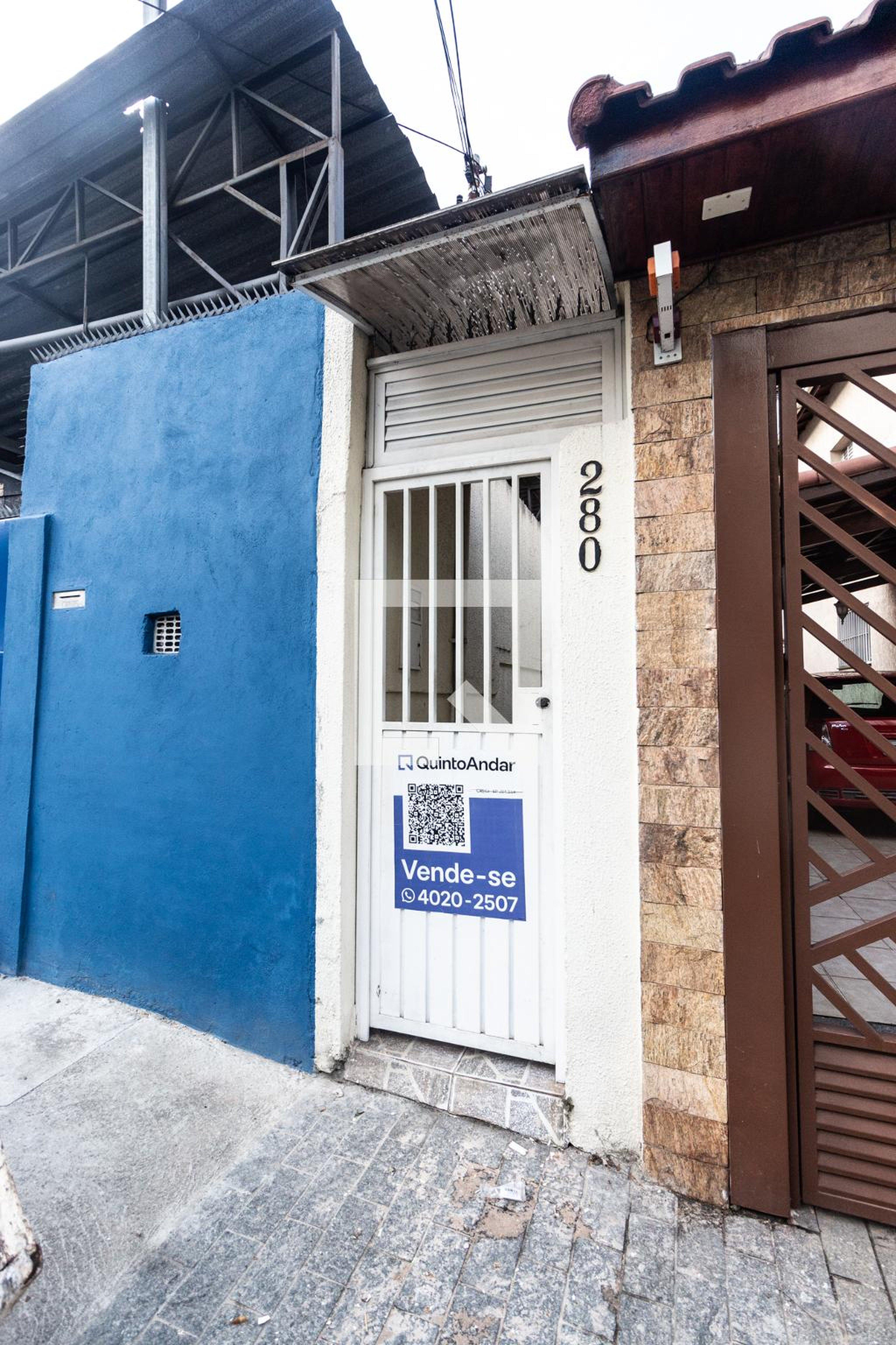 Fachada Condomínio em Rua Rubiácea, 280