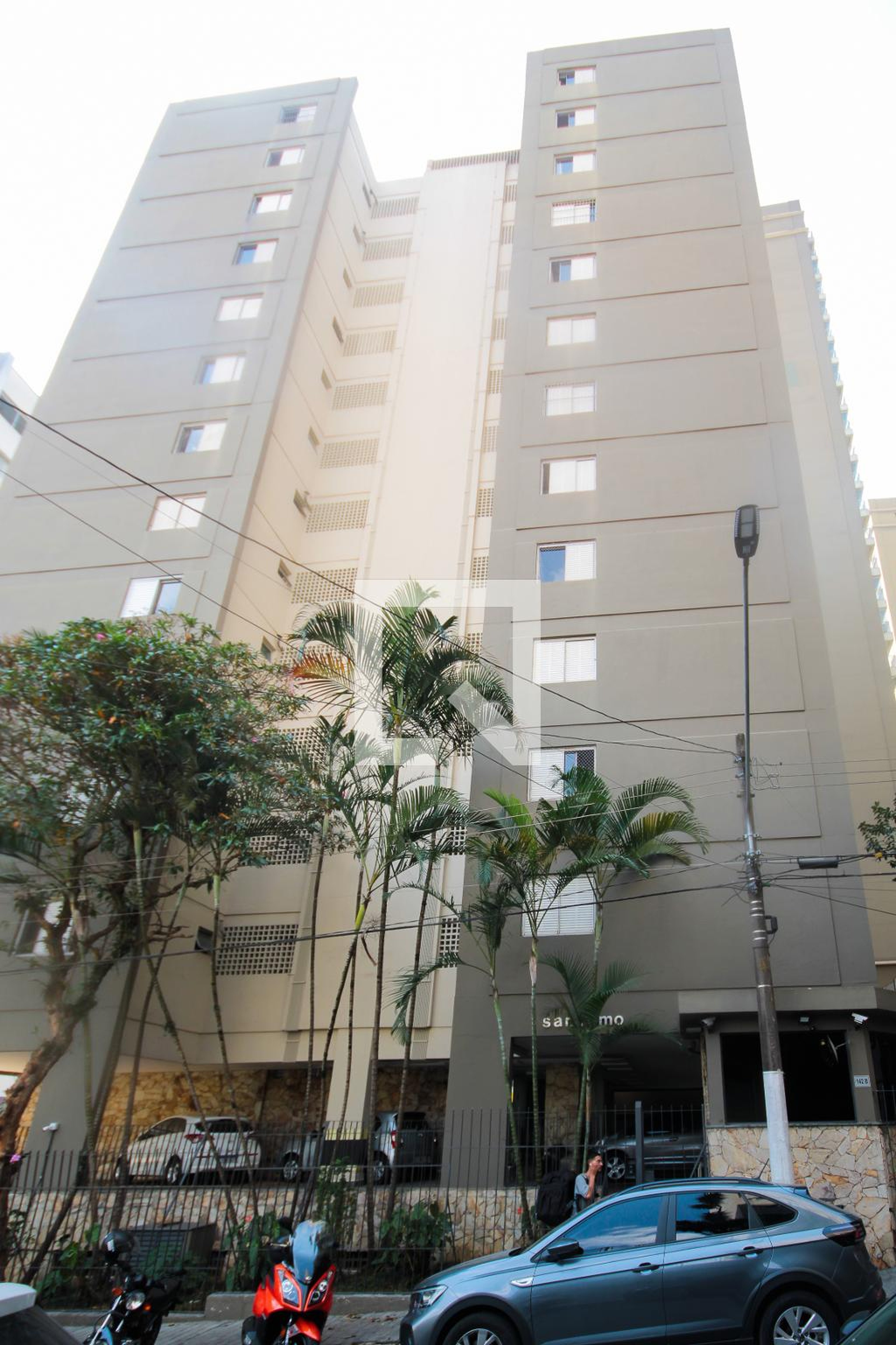 Fachada do prédio Condomínio em Rua Mauro de Araújo Ribeiro, 142