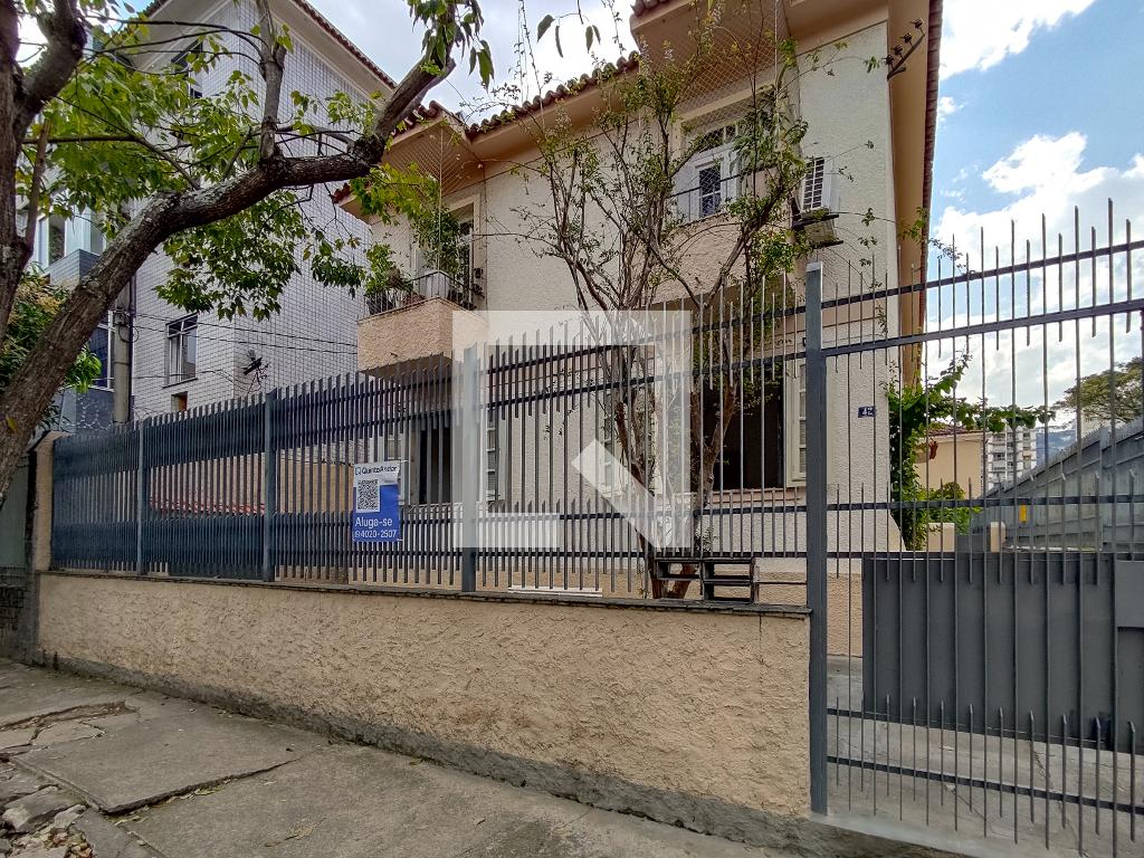 Fachada do Prédio Condomínio em Rua Nossa Senhora de Lourdes, 42