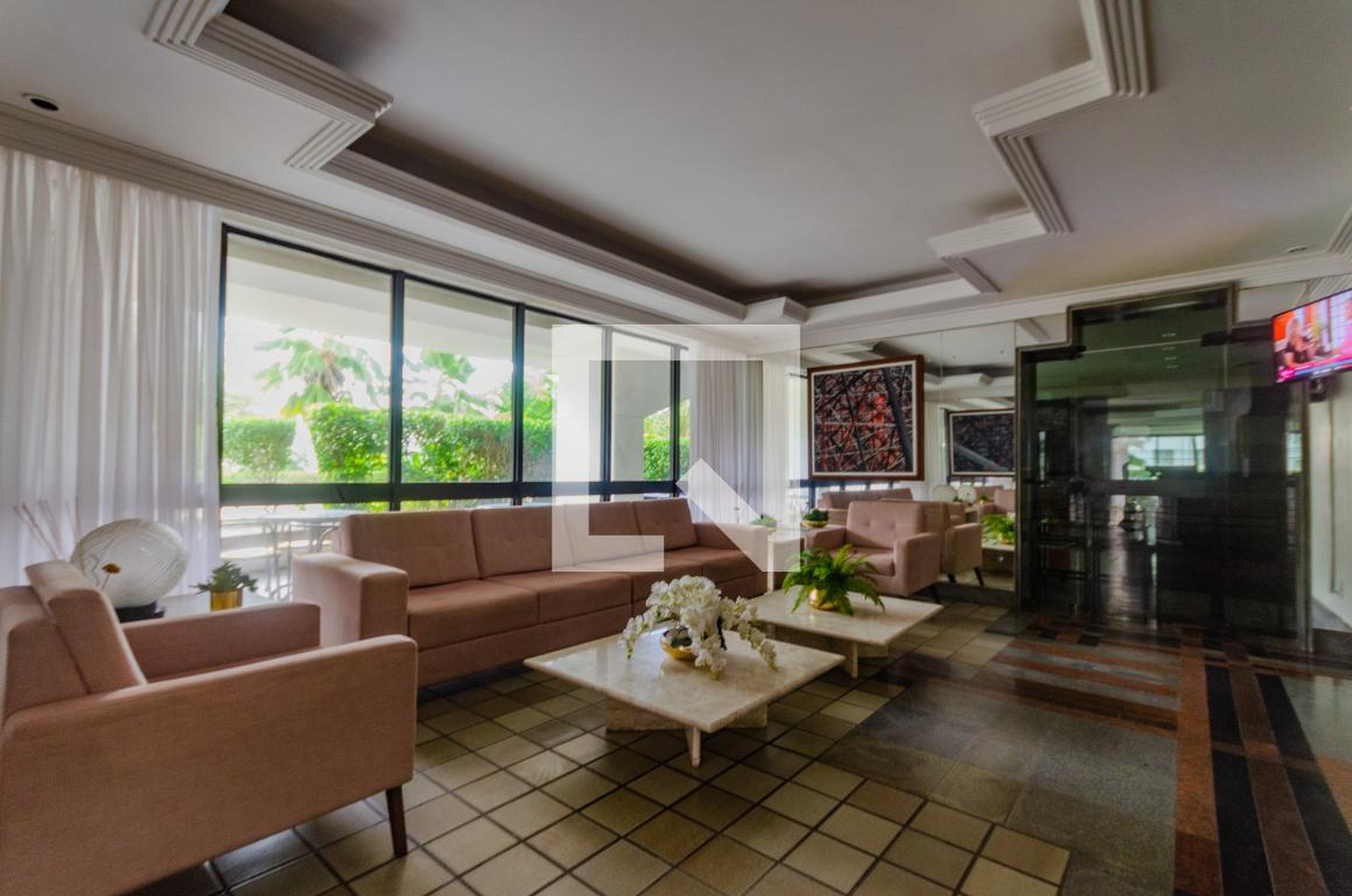 Hall - Manhattan Residênce Service