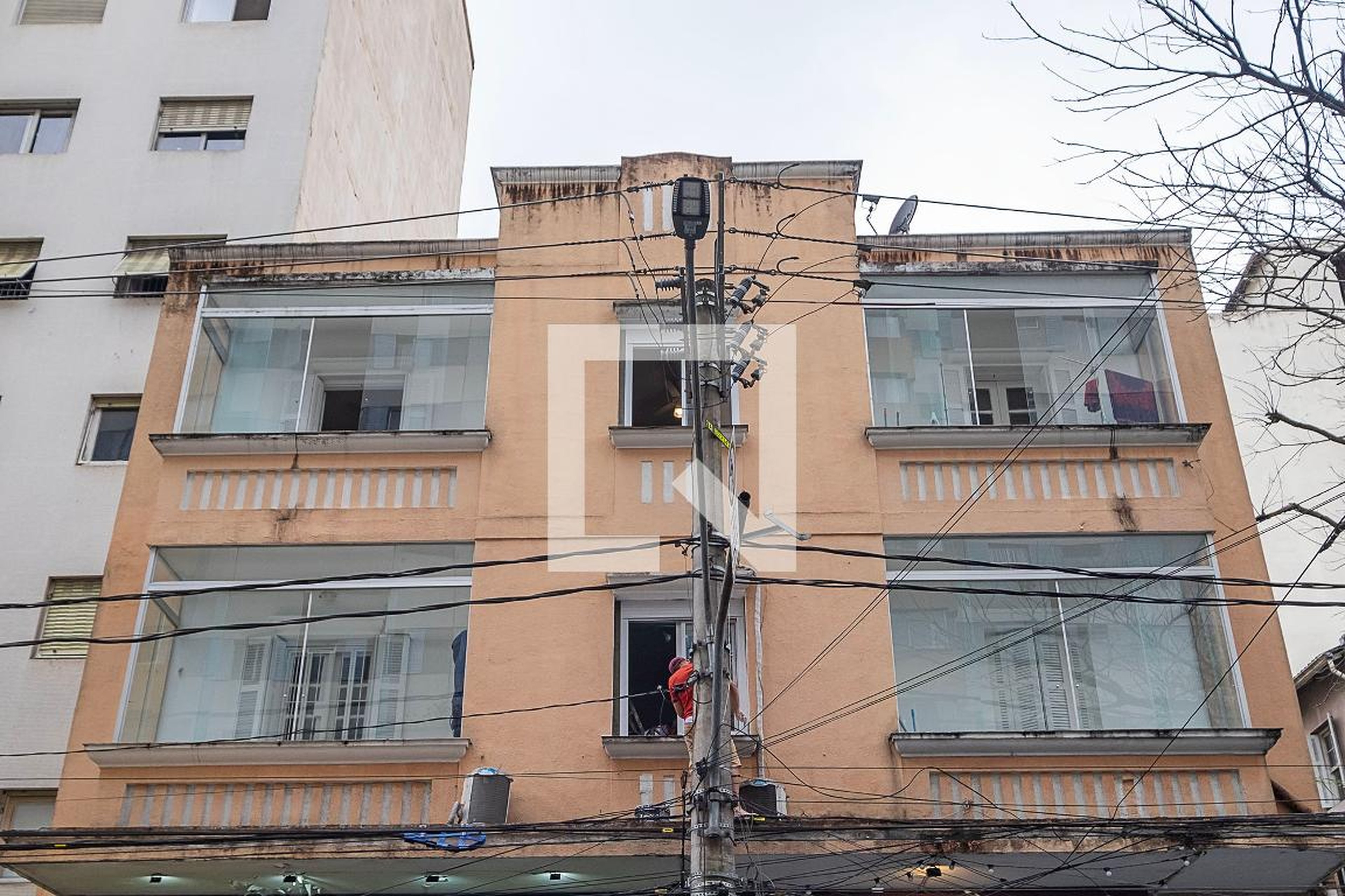 Fachada Condomínio Fradique Coutinho, 462