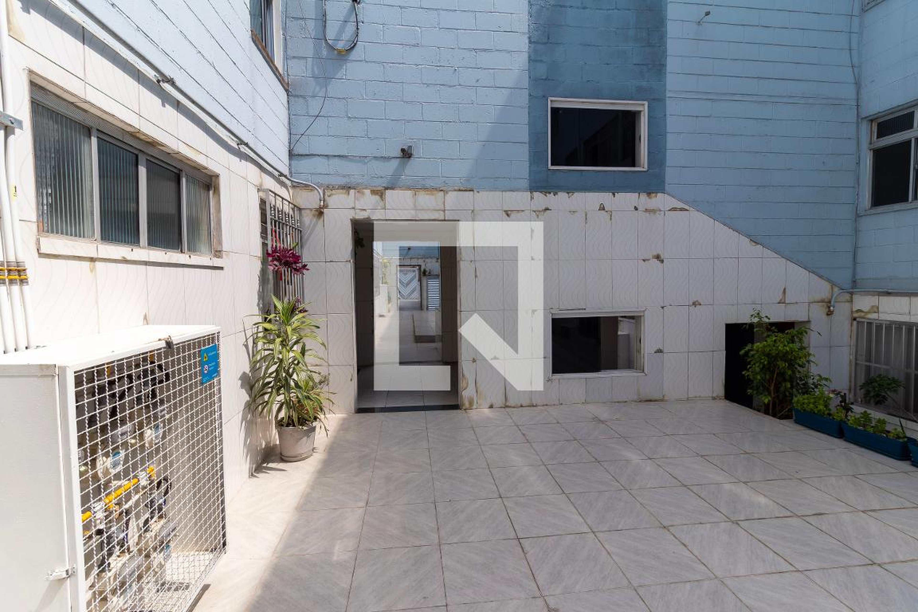 Área comum - Cassioneiras I