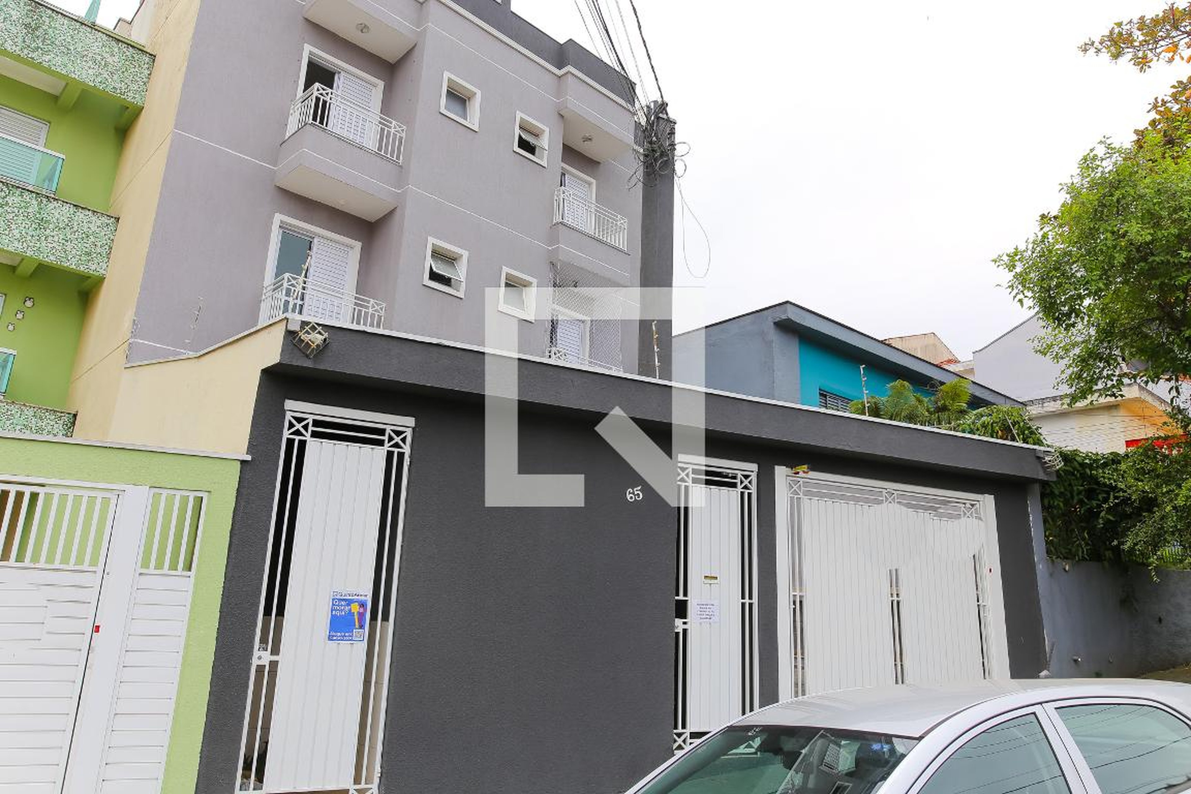 Fachada Condomínio em Rua Espanha, 51