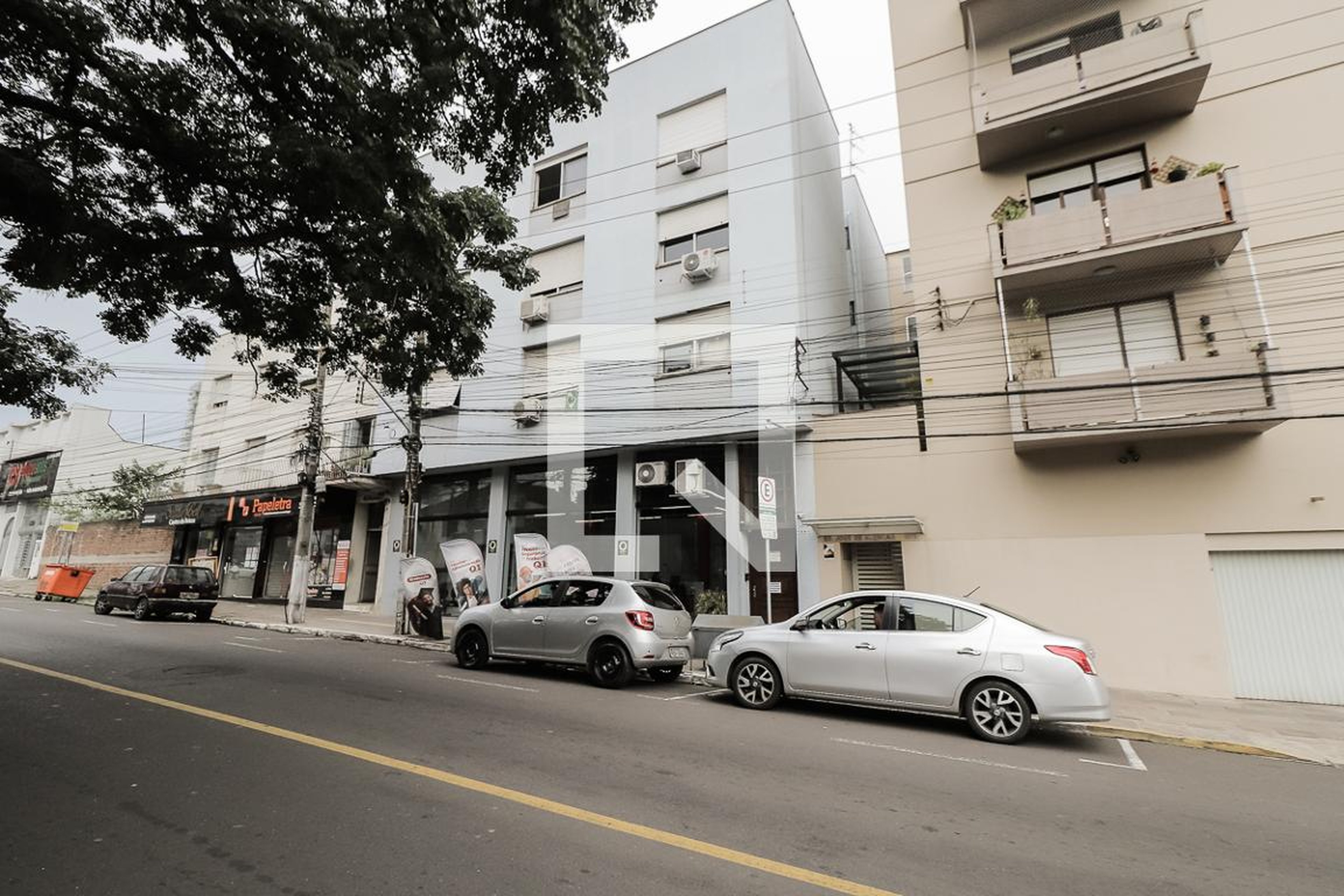 Fachada Condomínio em Rua Marcílio Dias, 1085