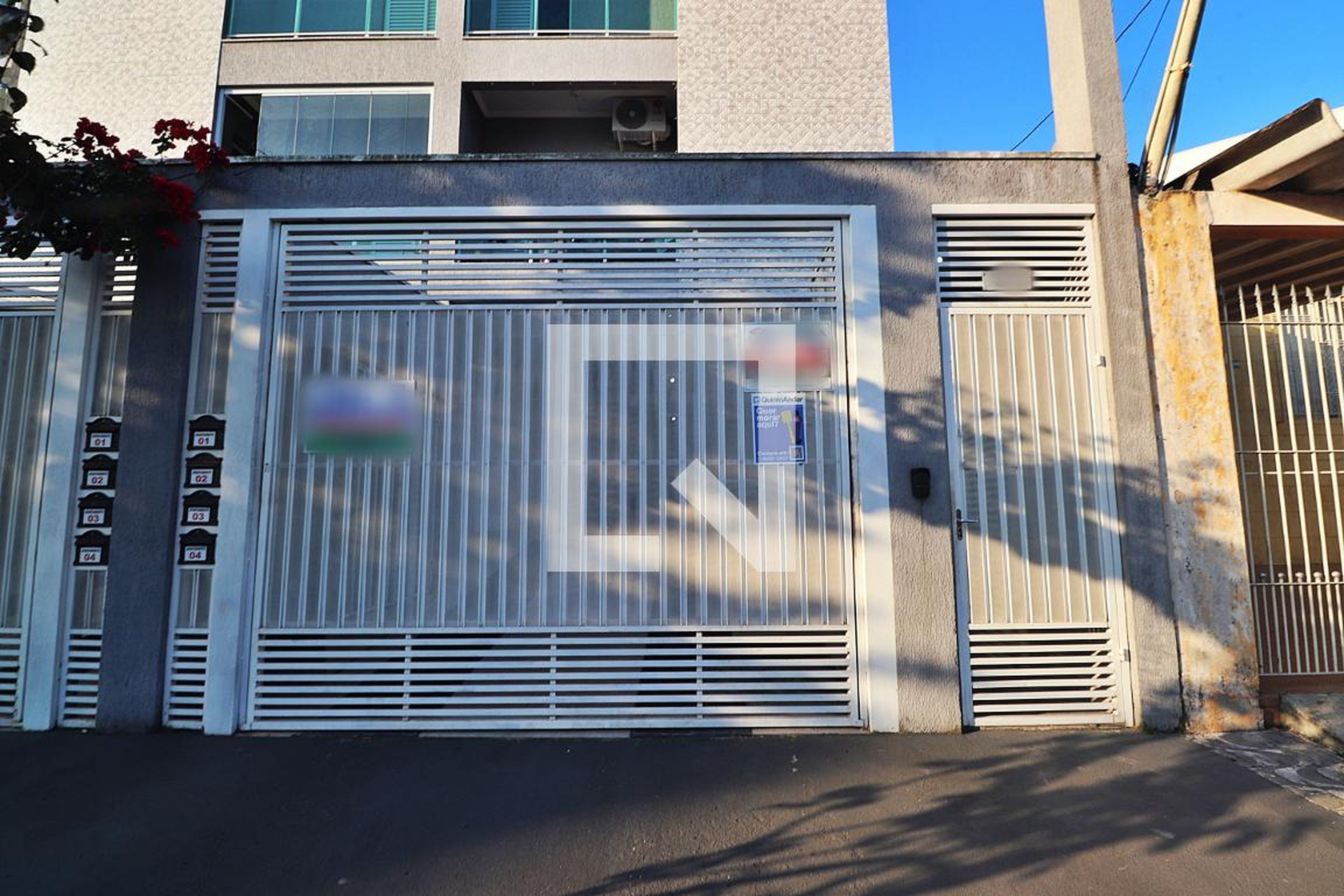 Fachada Condomínio em Alameda Calcutá, 372