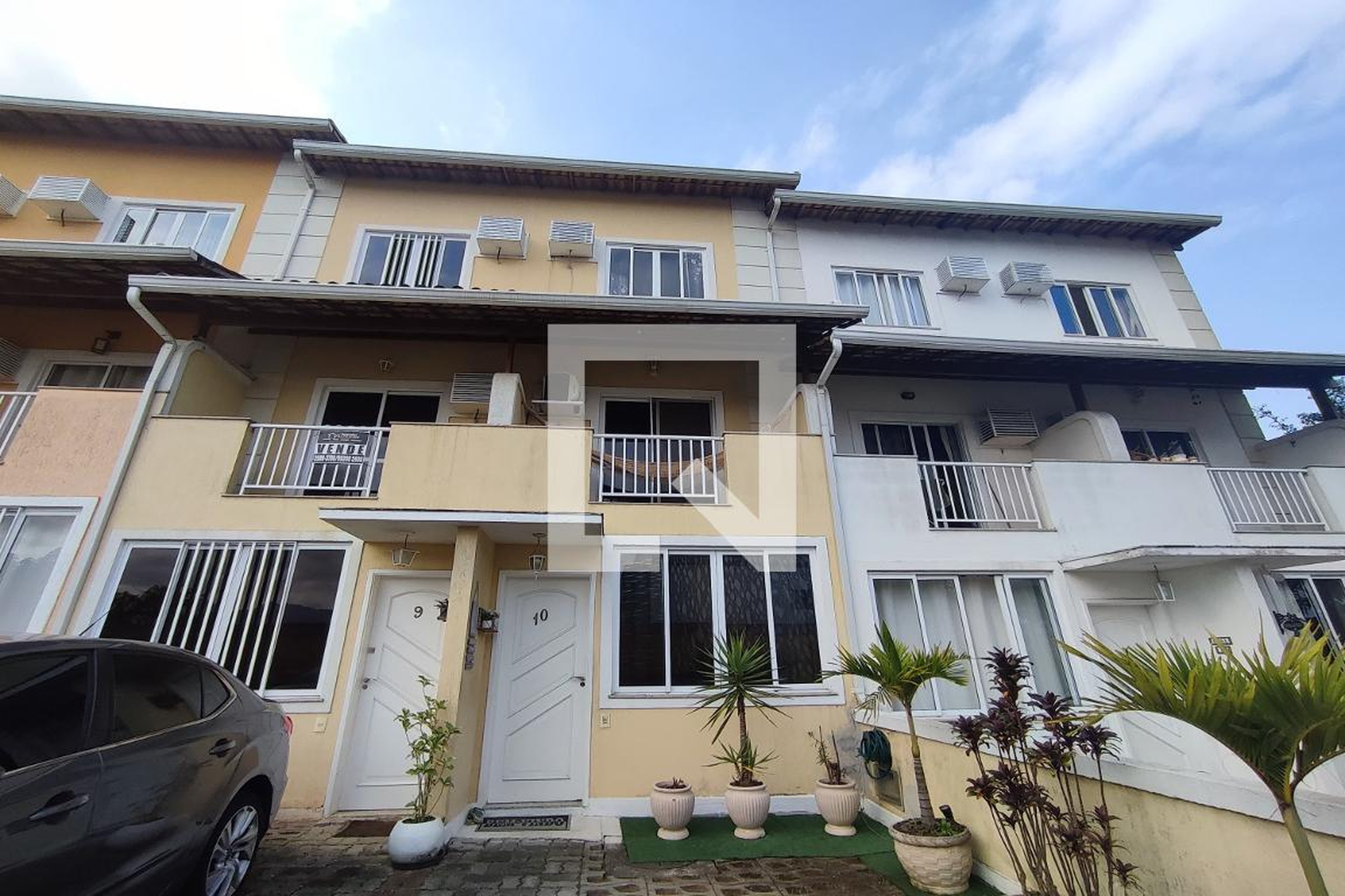 Fachada Condomínio em Estrada do Cafundá, 1575