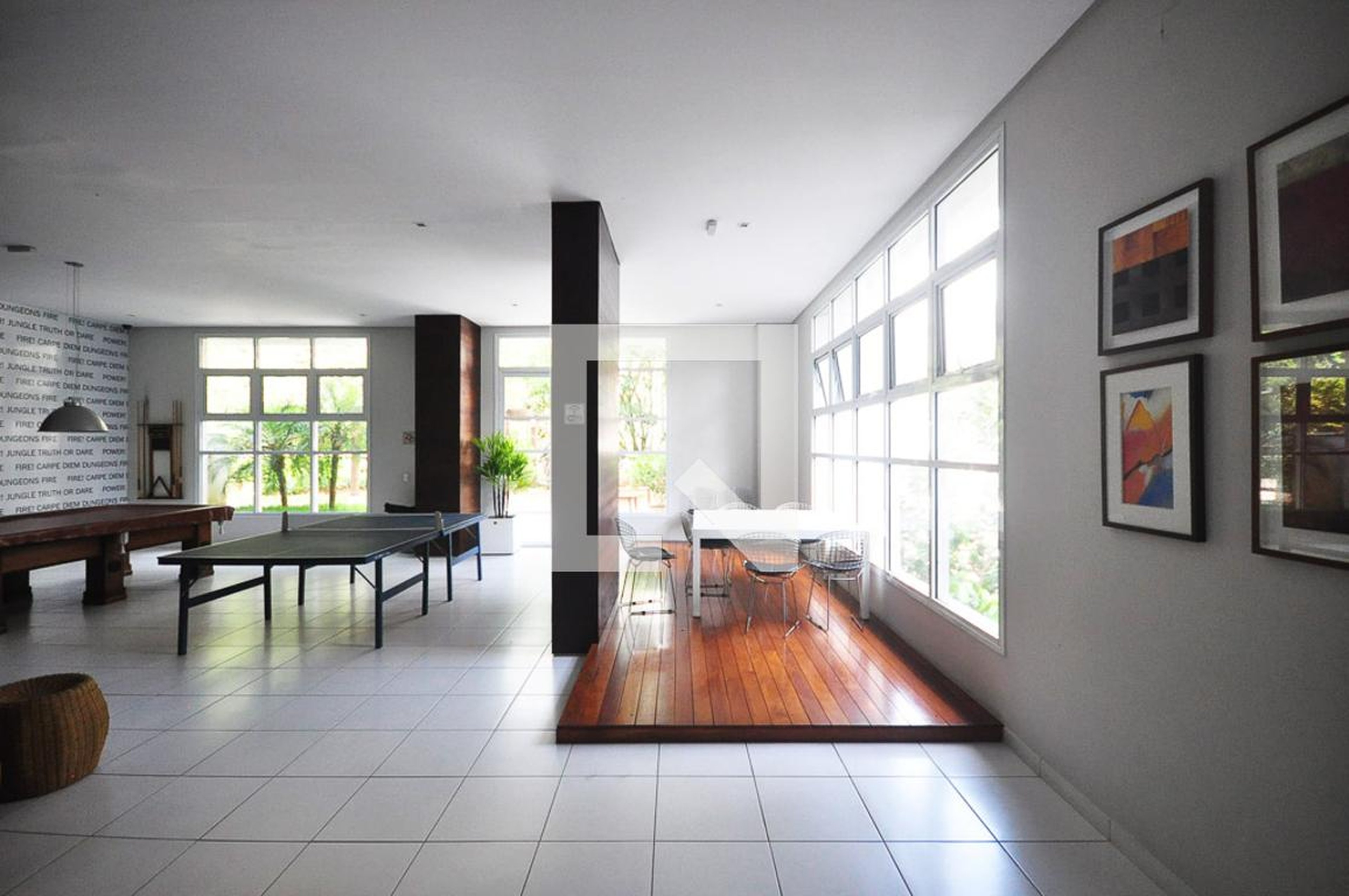 Salão de jogos - Luiza