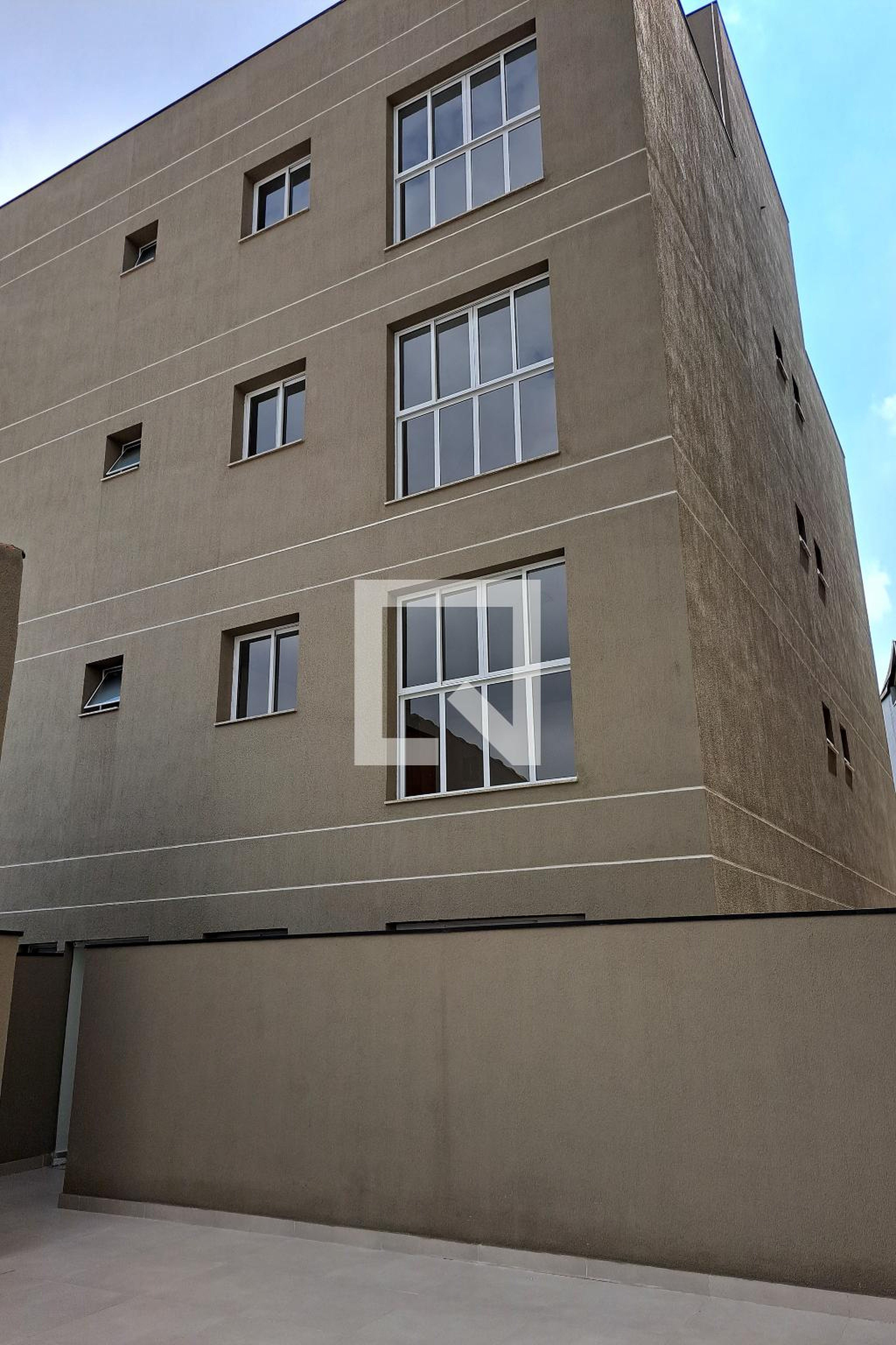 Fachada do Predio Condomínio em Avenida Paraíso, 555