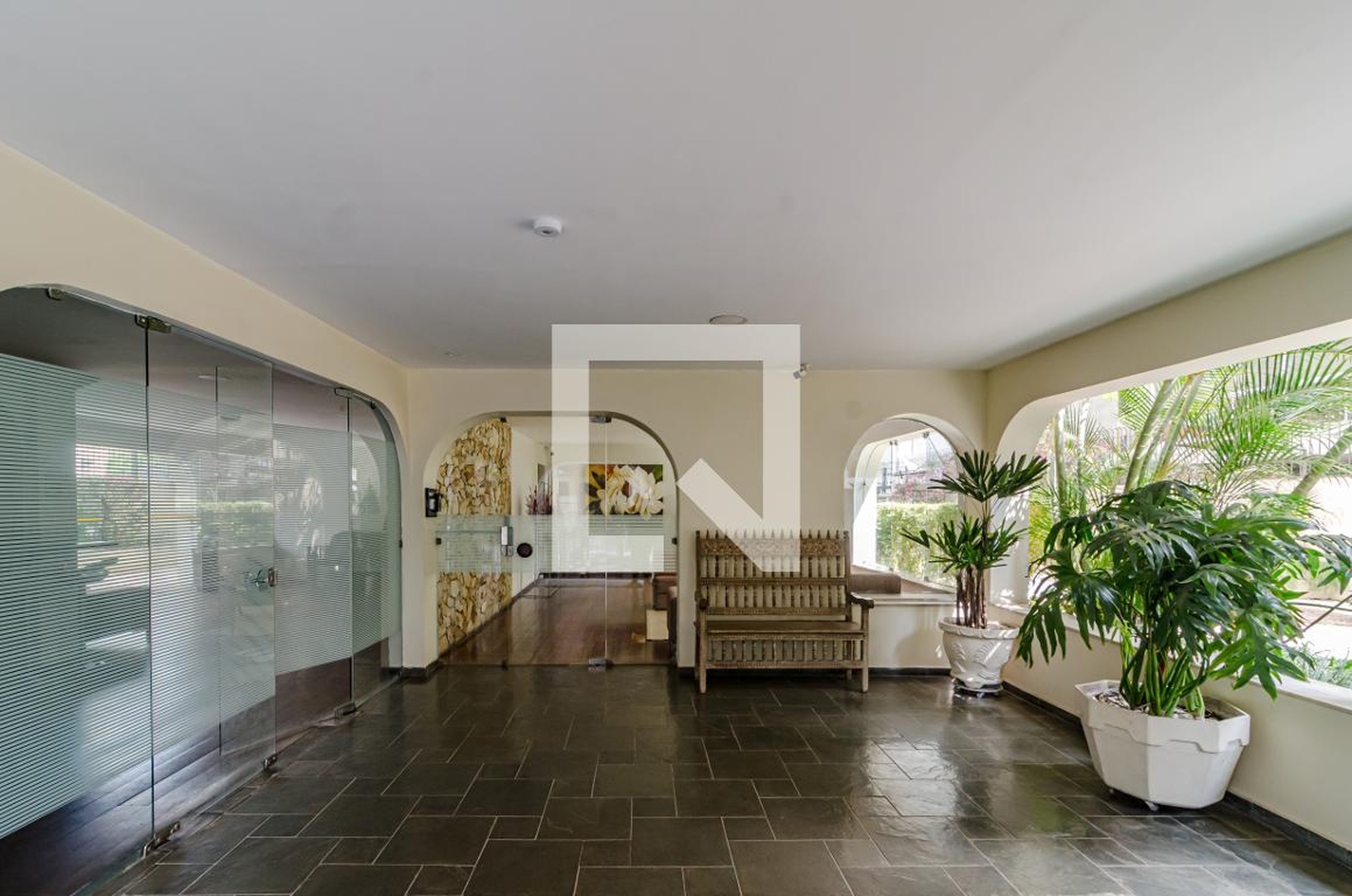 Entrada - Edifício Chateau D'Amboise