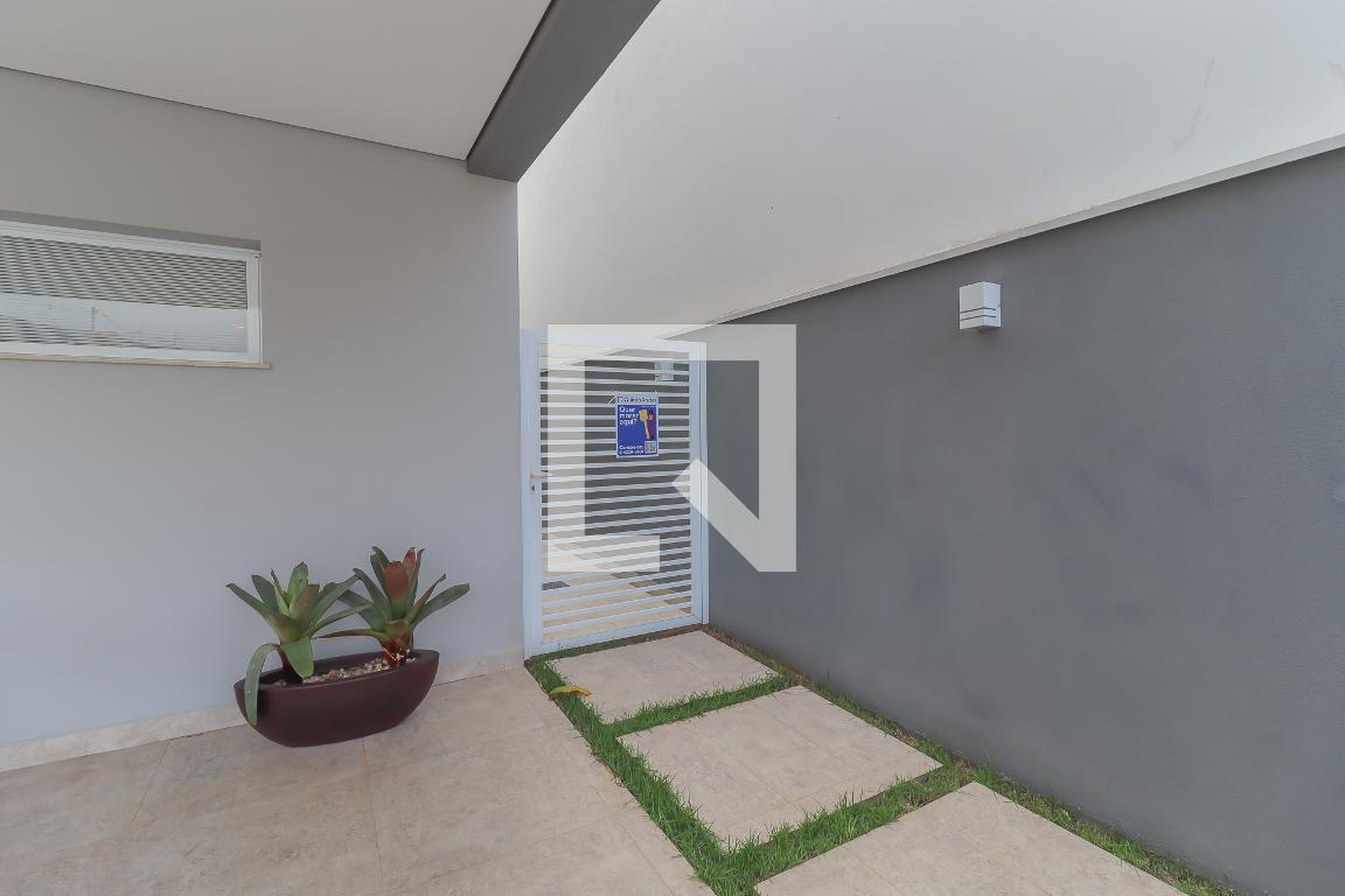 Fachada Condomínio em Rua José Borin, 178