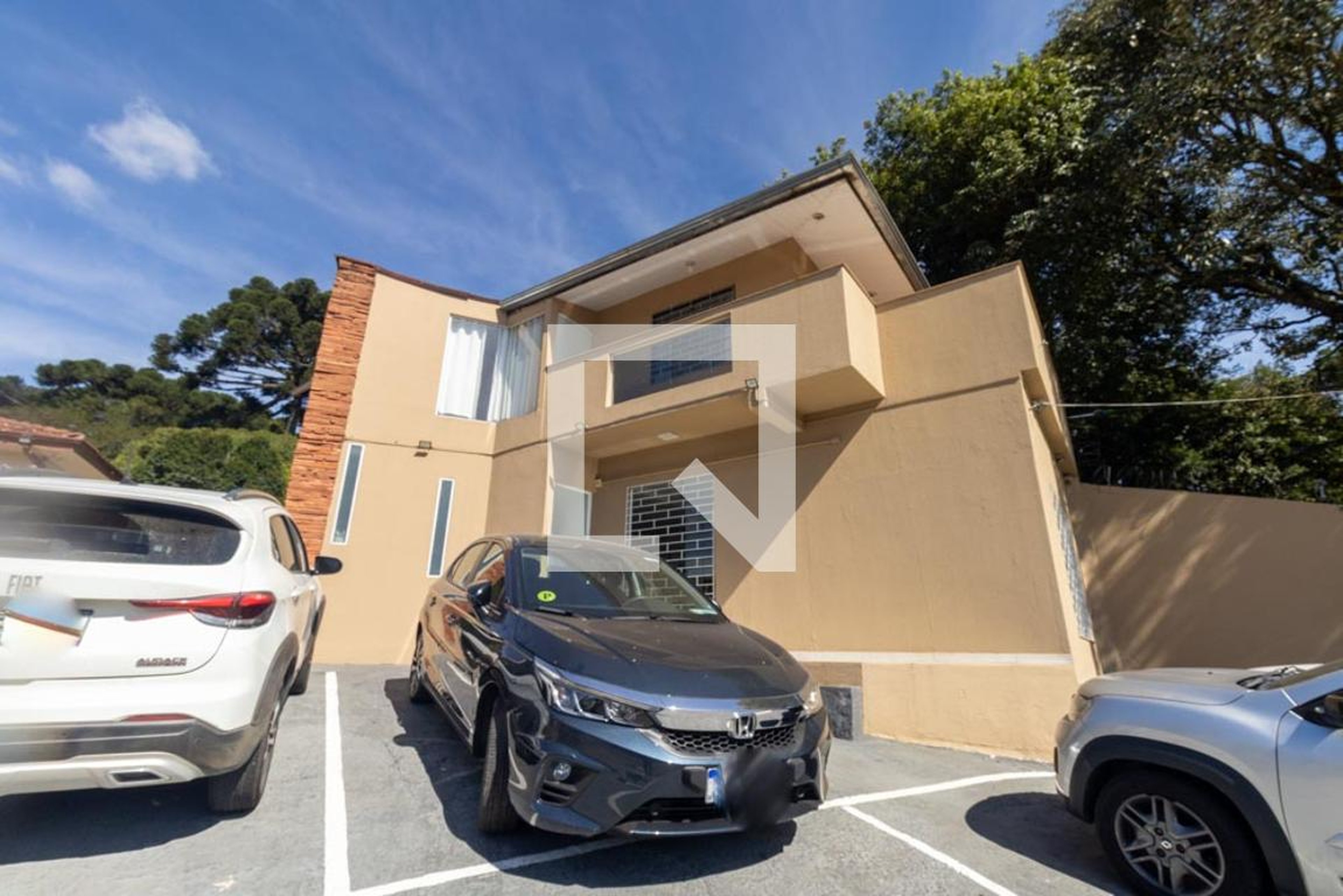 Fachada Condomínio em Rua Eduardo Sprada, 3451