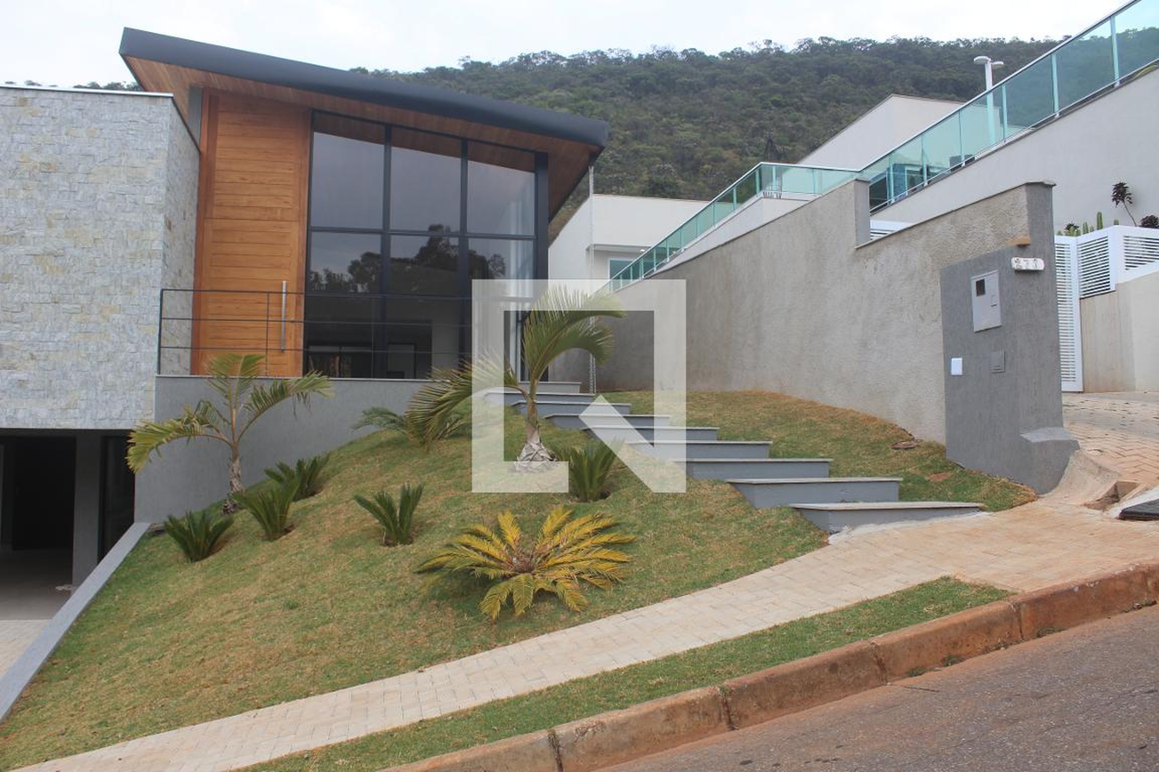 Fachada Condomínio em Rodovia Mg 030, Km 20 - Quintas do Sol - Jardim Serrano, Nova Lima - Mg, 34003-040, Brasil, 276