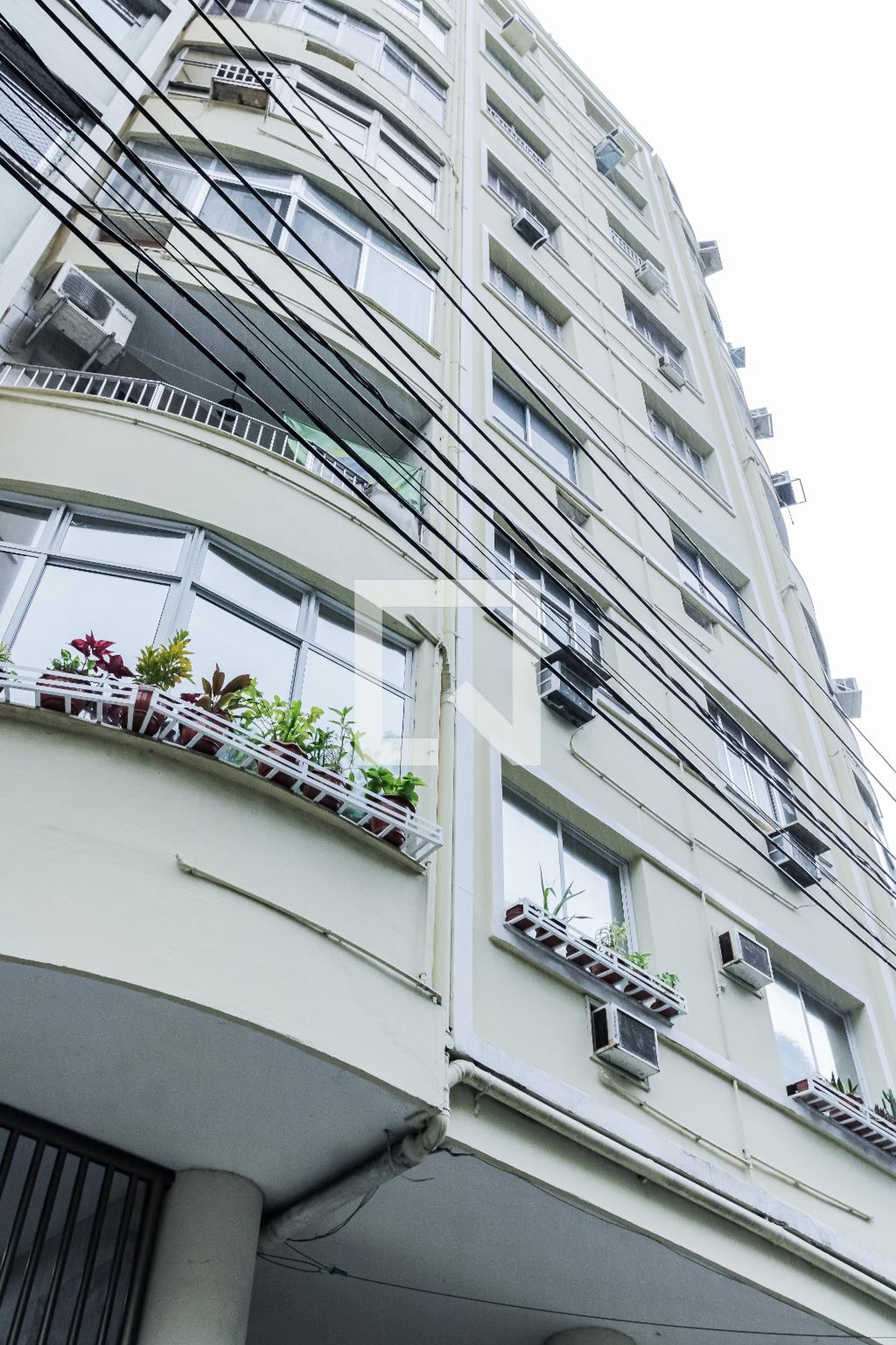 Fachada do Prédio Condomínio em Rua Figueiredo Magalhães, 1033