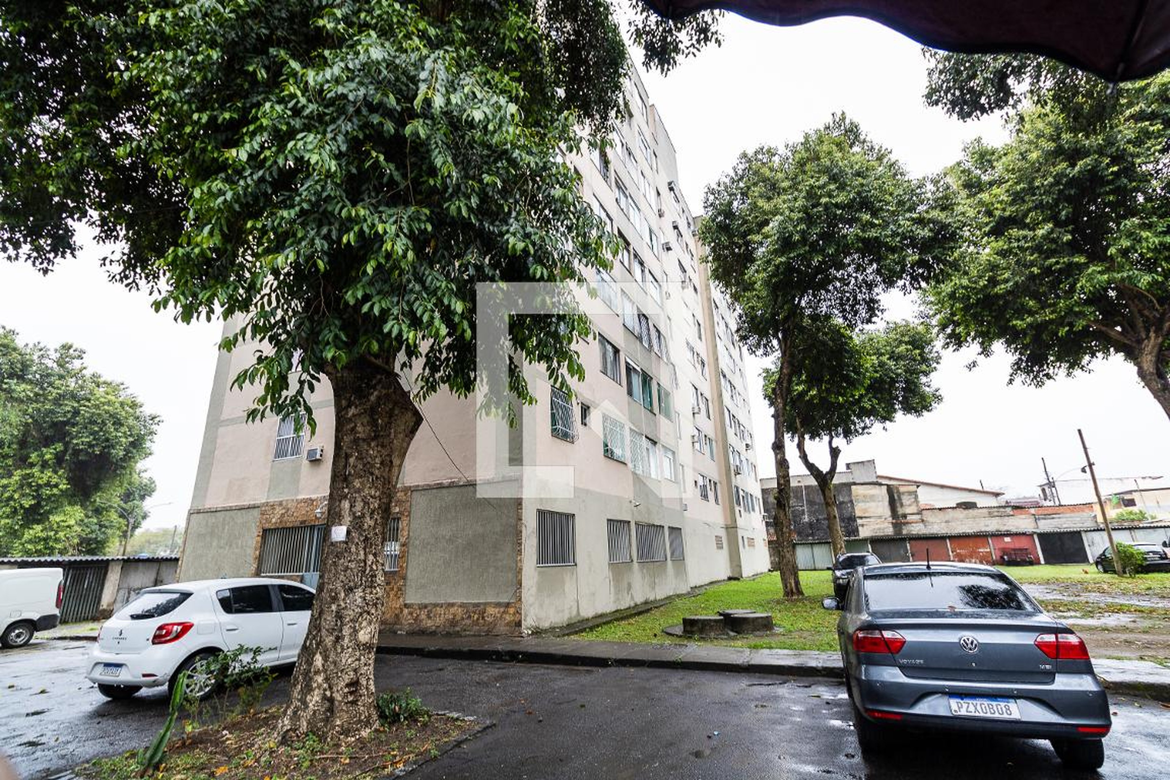 Fachada do Prédio Condomínio em Rua Severino Ferreira da Costa, 24