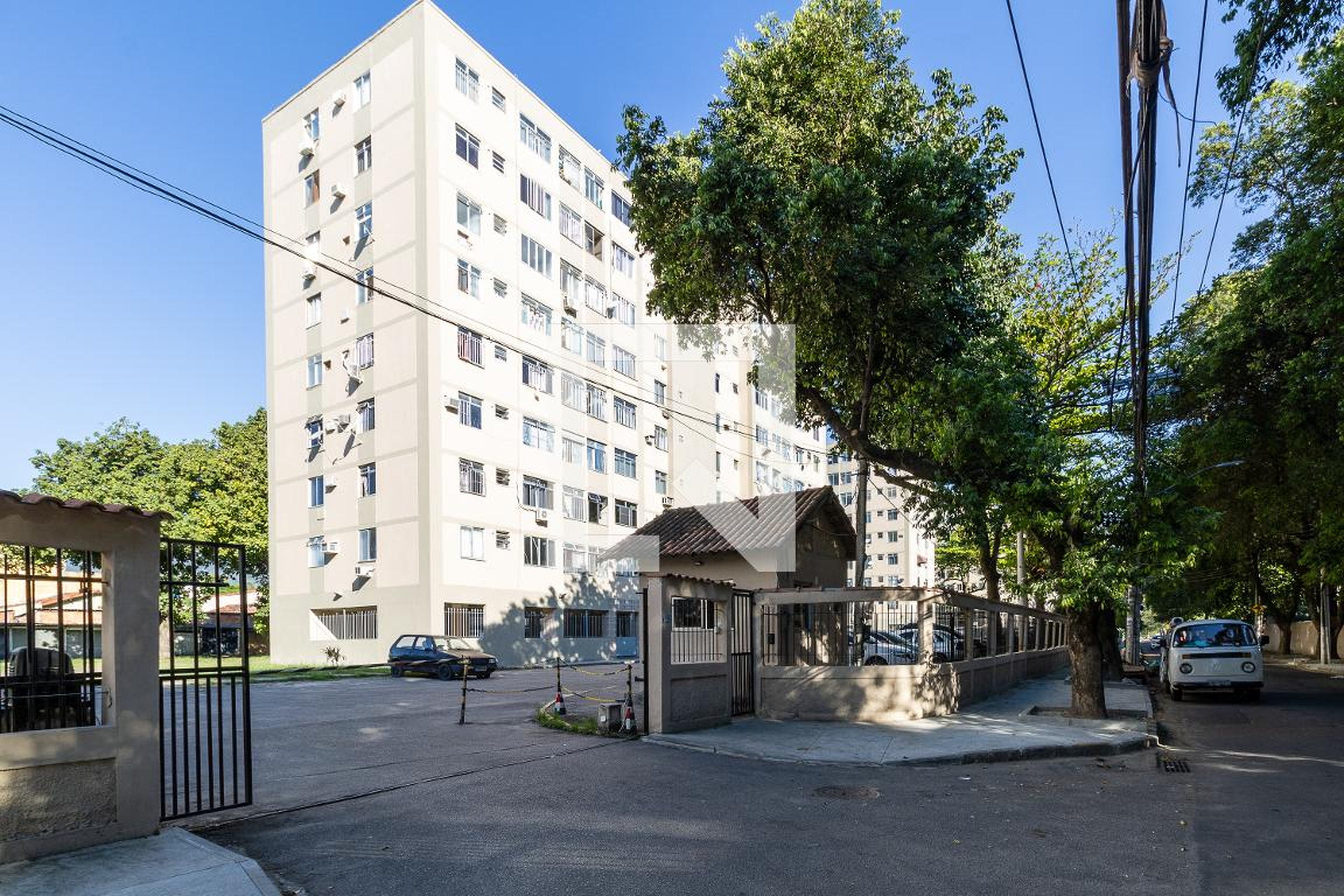 Fachada do Condomínio Condomínio em Rua Severino Ferreira da Costa, 24