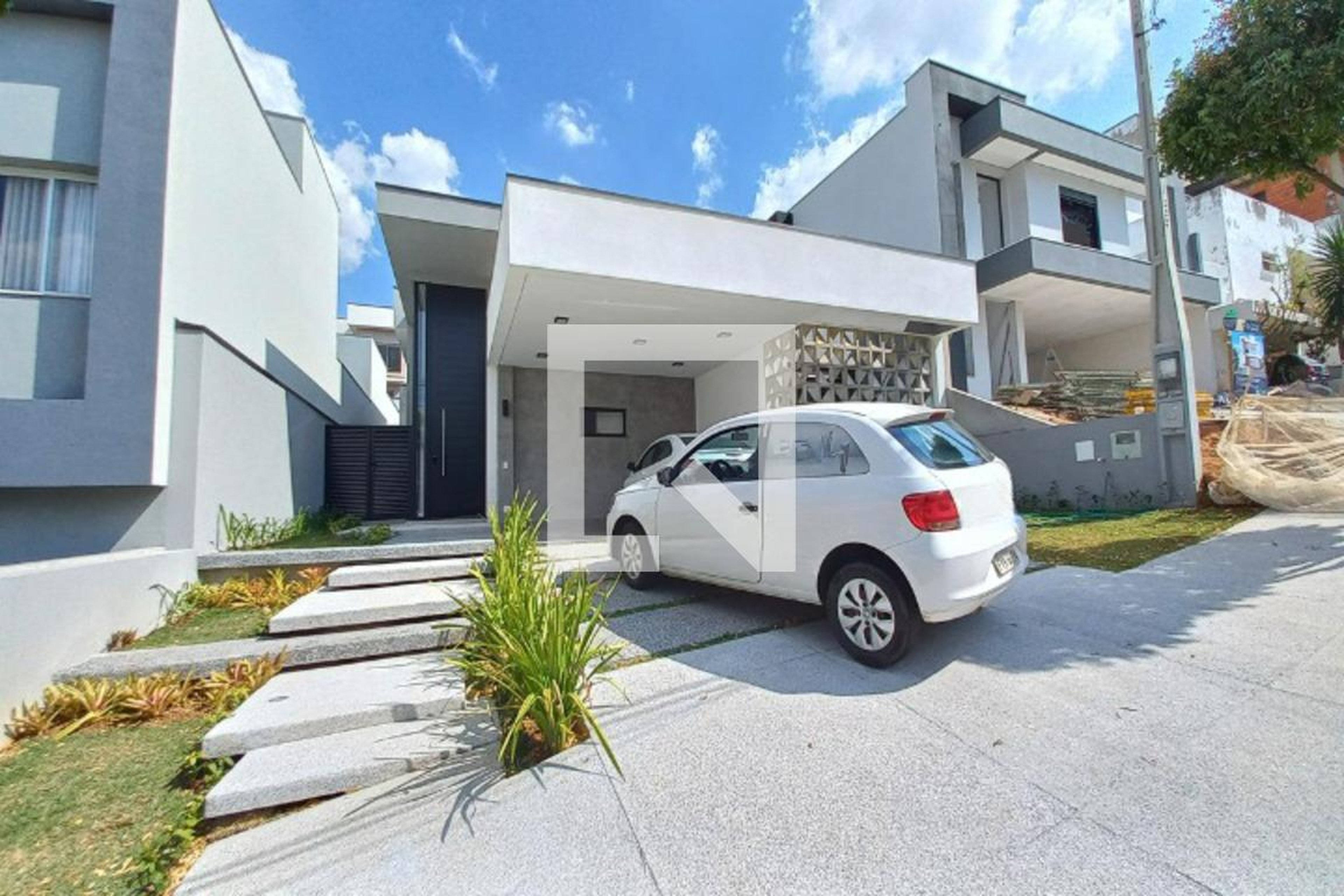 Fachada do Prédio Condomínio em Rua Orivaldo de Barros, 326