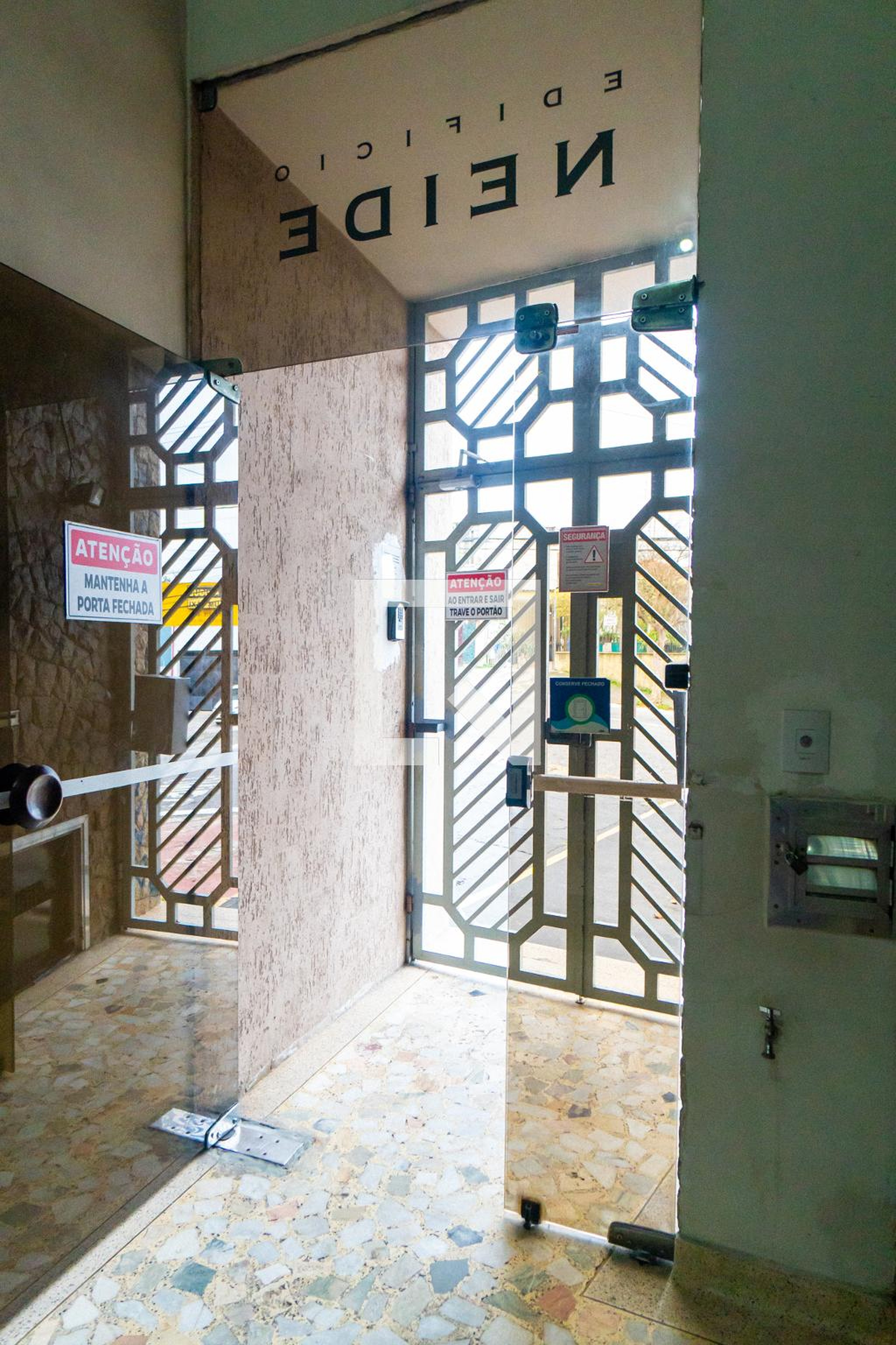 Entrada - Edifício Neide