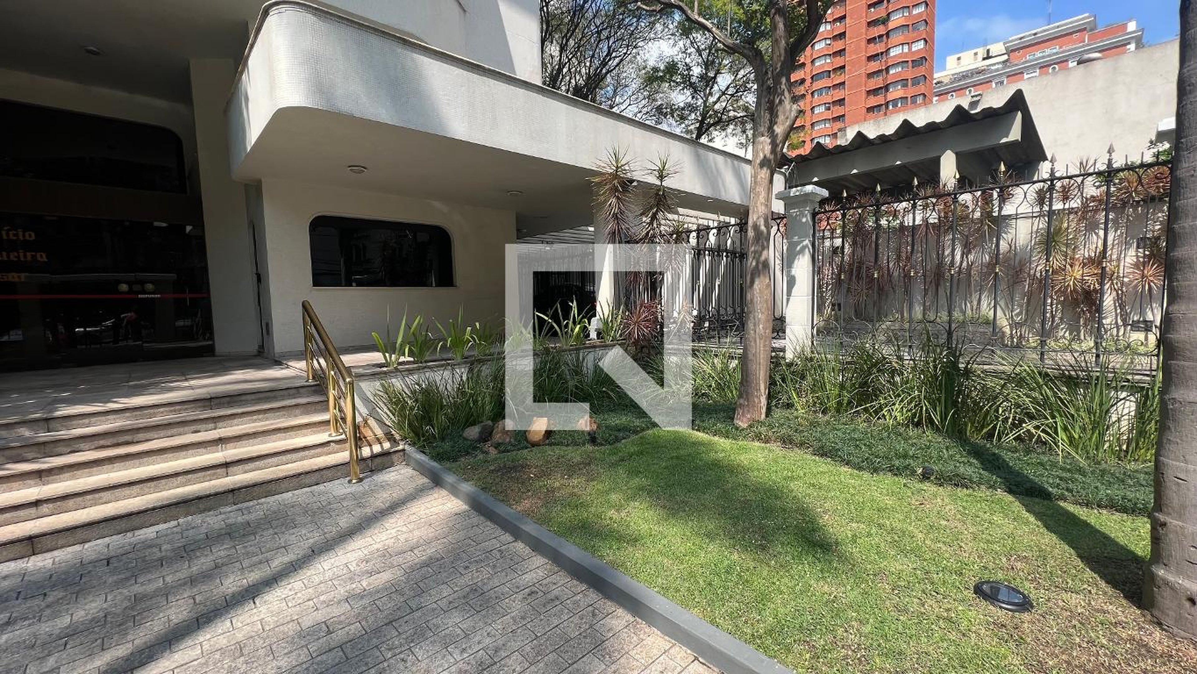 Fachada do Prédio Condomínio Cerqueira César