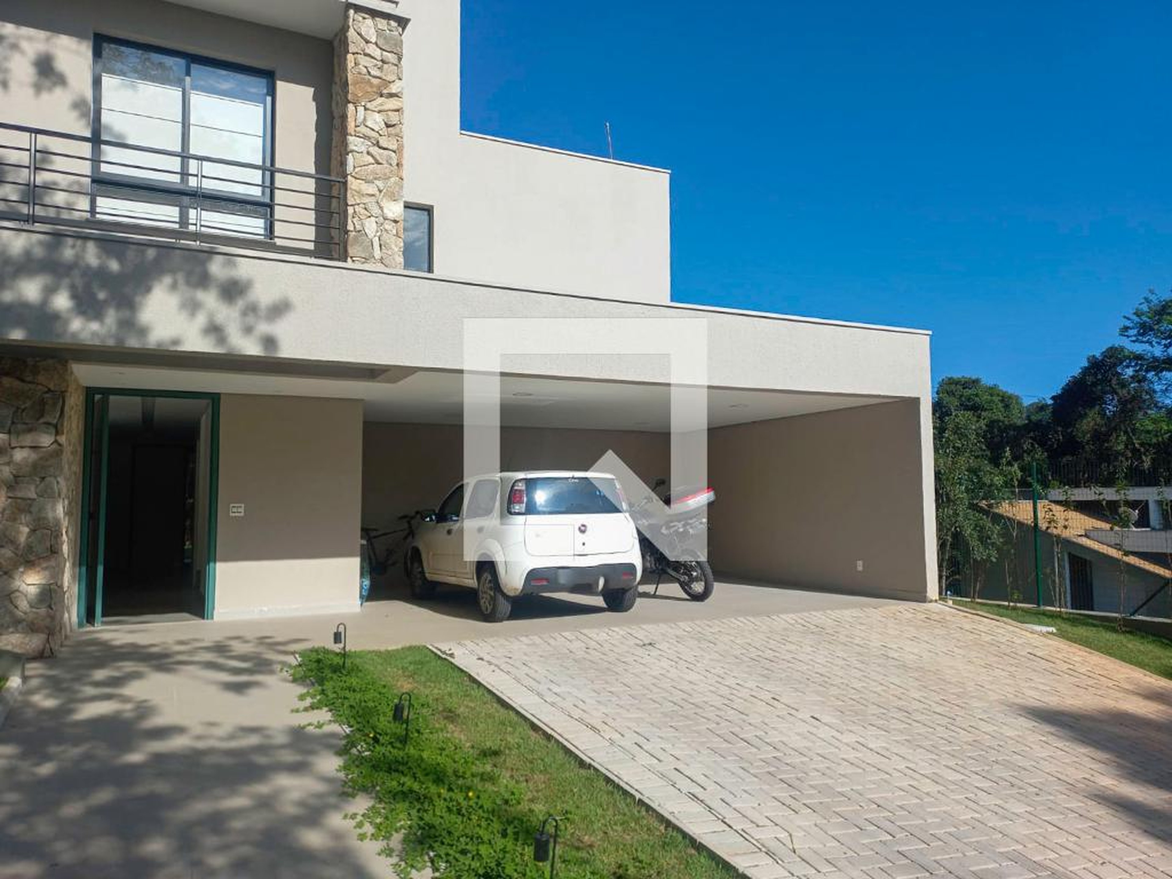 Fachada Condomínio em Alameda Perimetral das Orquídeas, 461