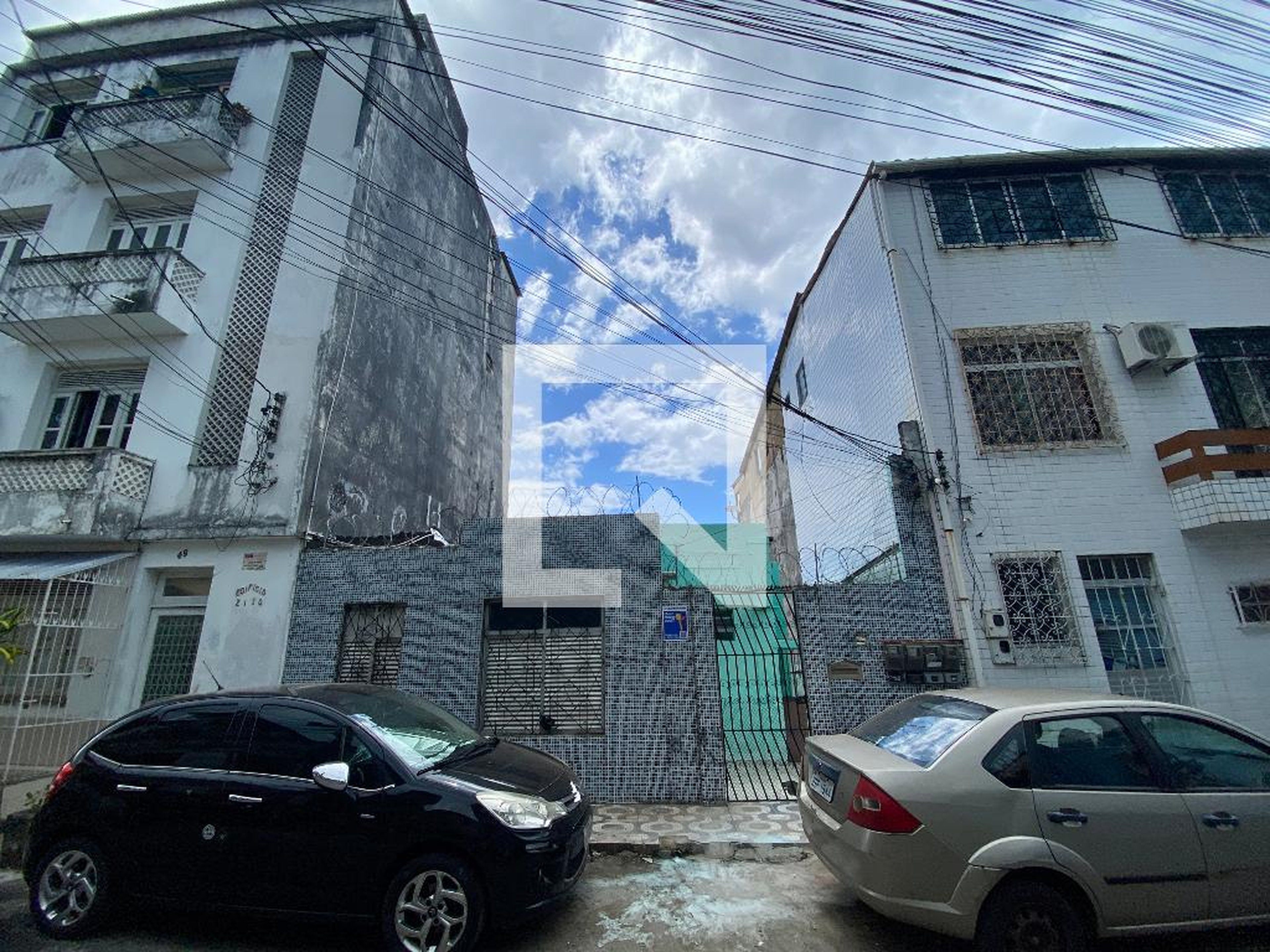 Fachada Condomínio em Rua Doutor João Ribeiro Caldas, 47