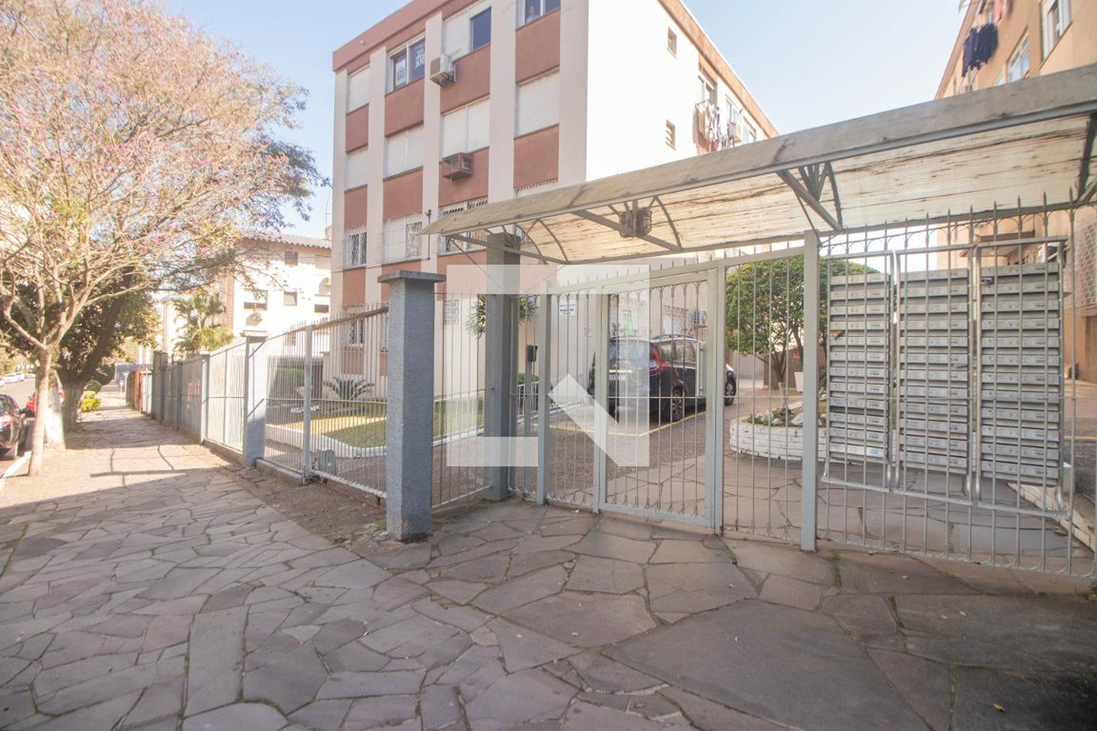 Fachada Condomínio Jardim Conde de Irajá