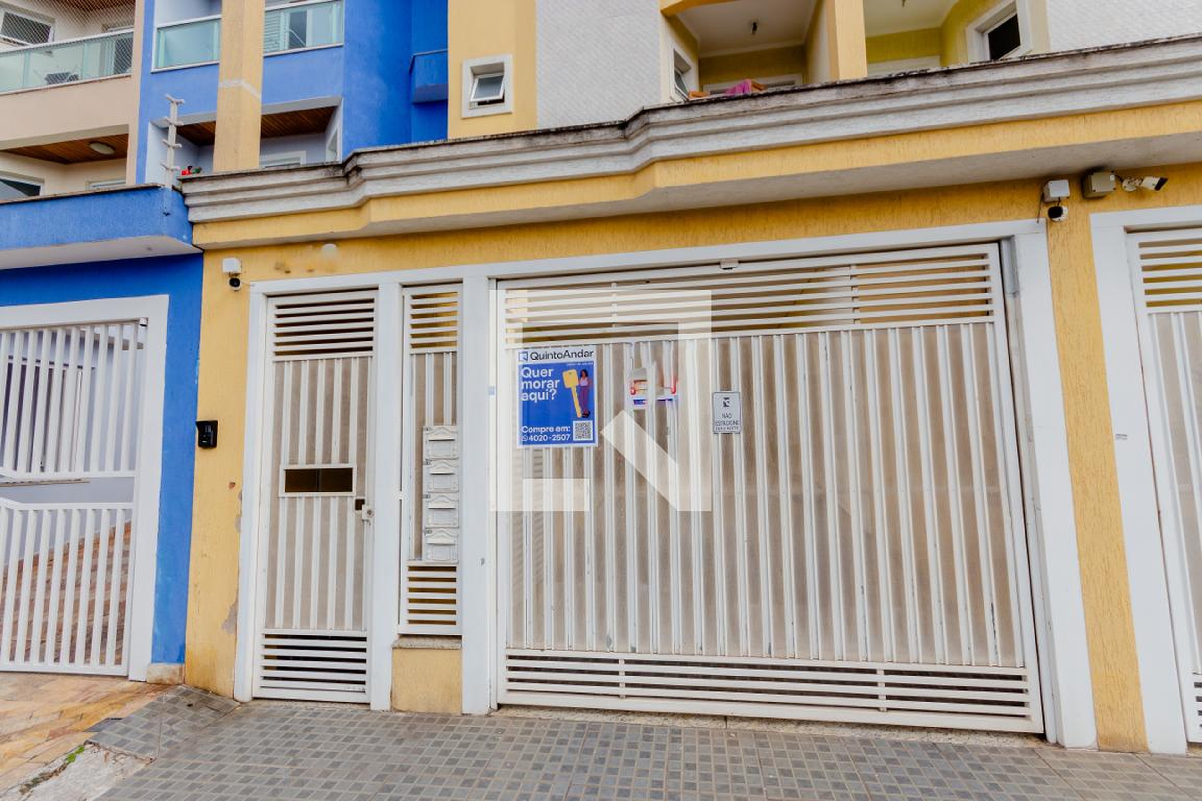 Fachada Condomínio em Rua Itália, 448