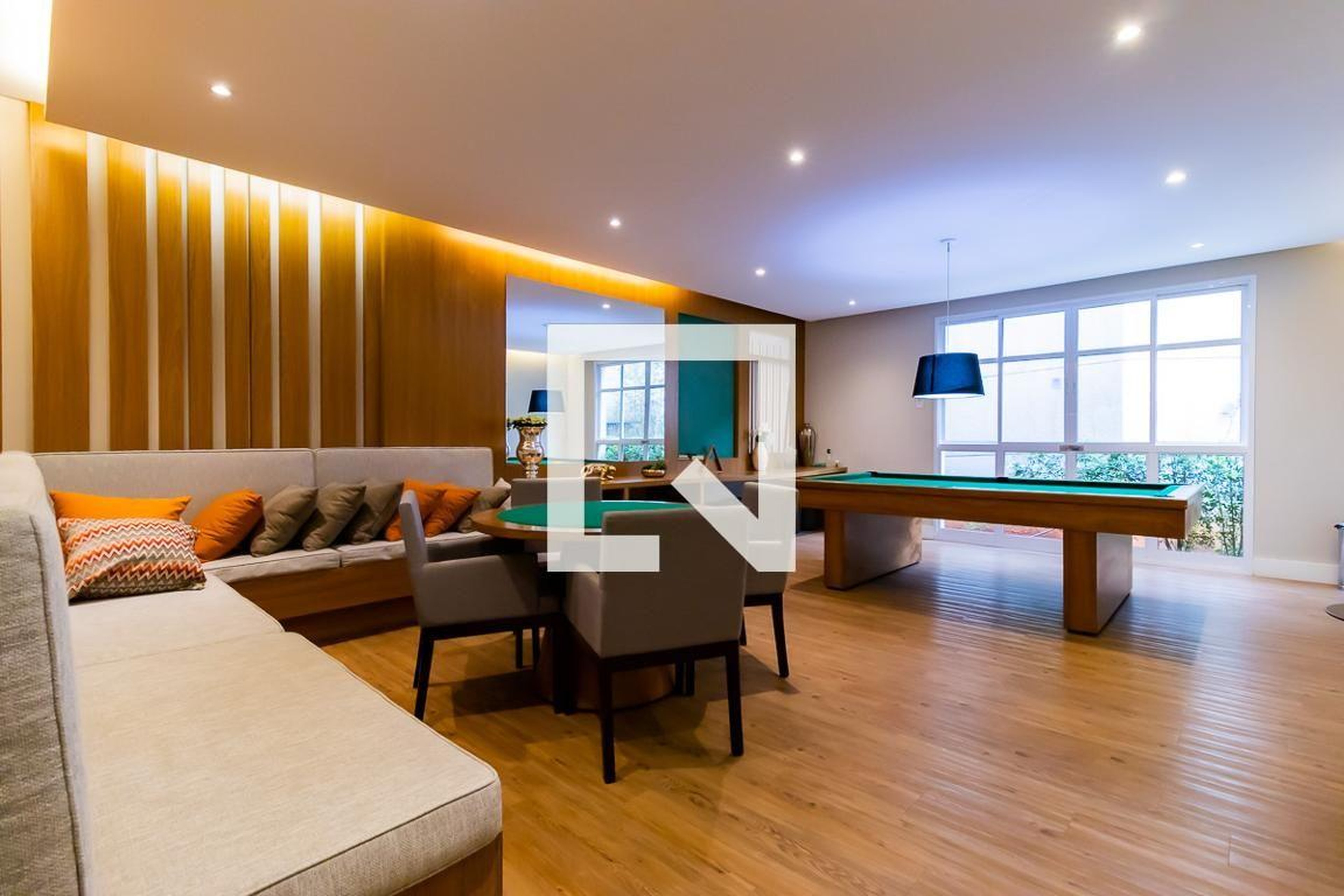 Salao de Jogos - Retrato Paulista